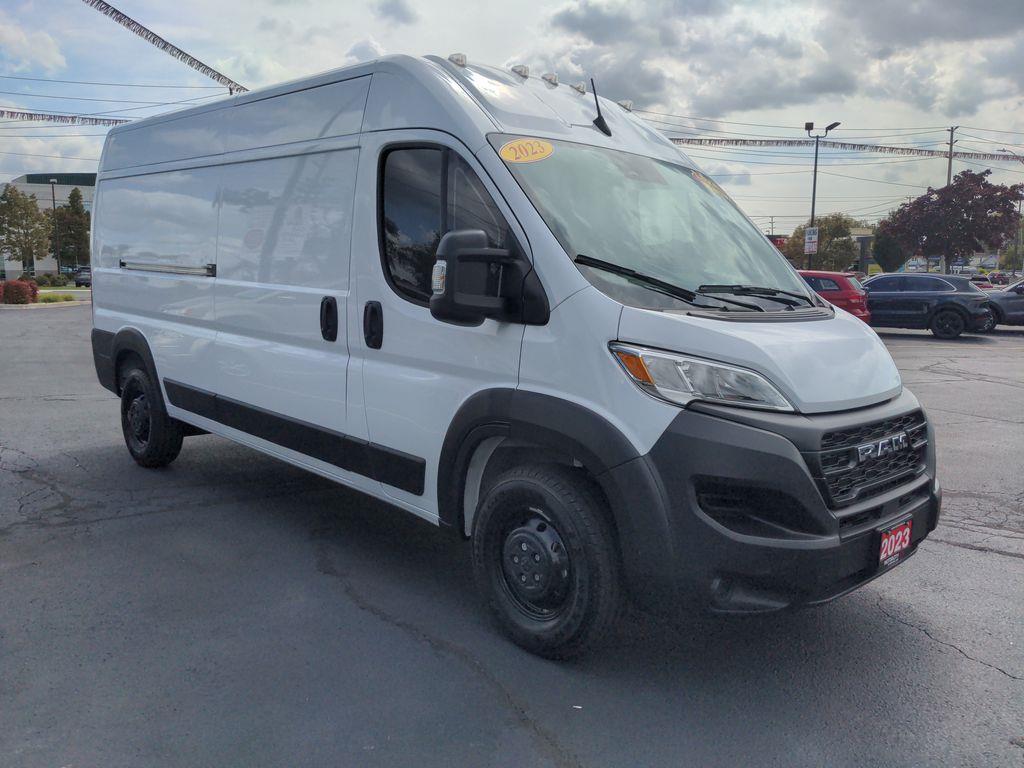 2023 RAM ProMaster 2500 High Roof - 17,000km