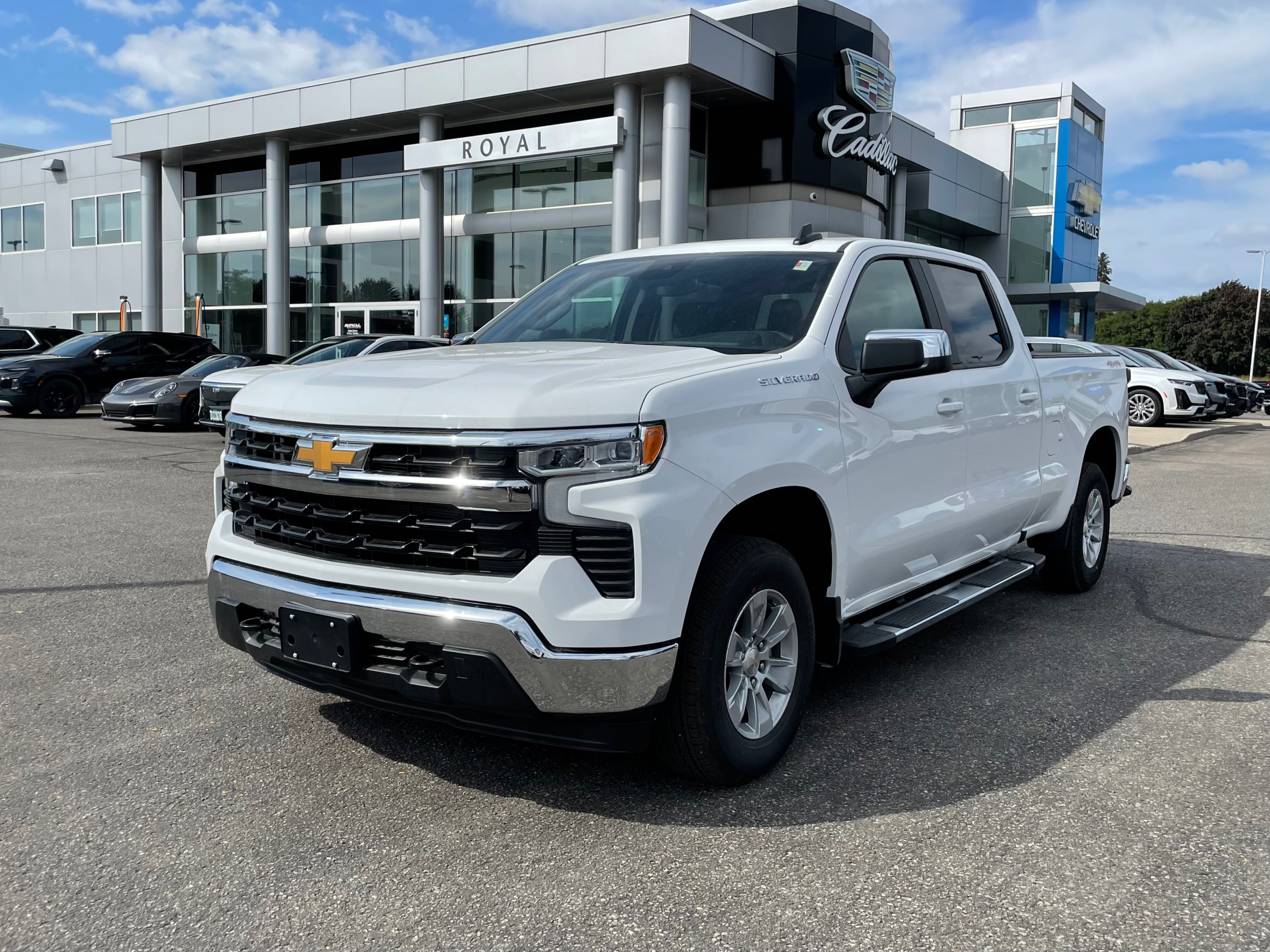 2024 Chevrolet Silverado 1500 LT - 2km