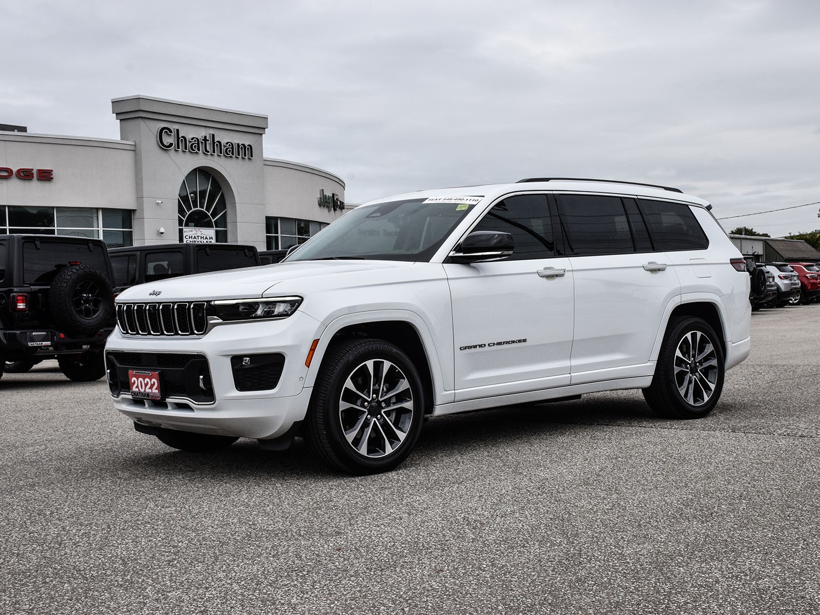 2022 Jeep Grand Cherokee L Overland - 11,371km