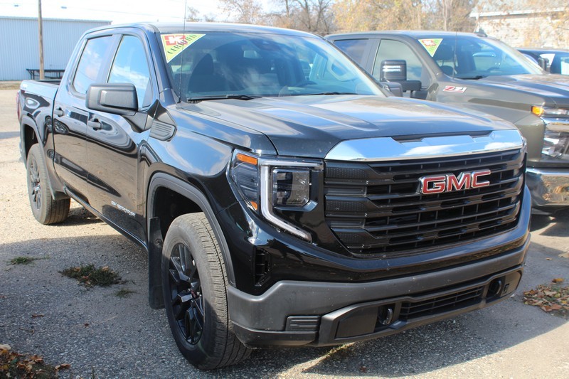 2022 GMC Sierra 1500 Pro - 52,365km