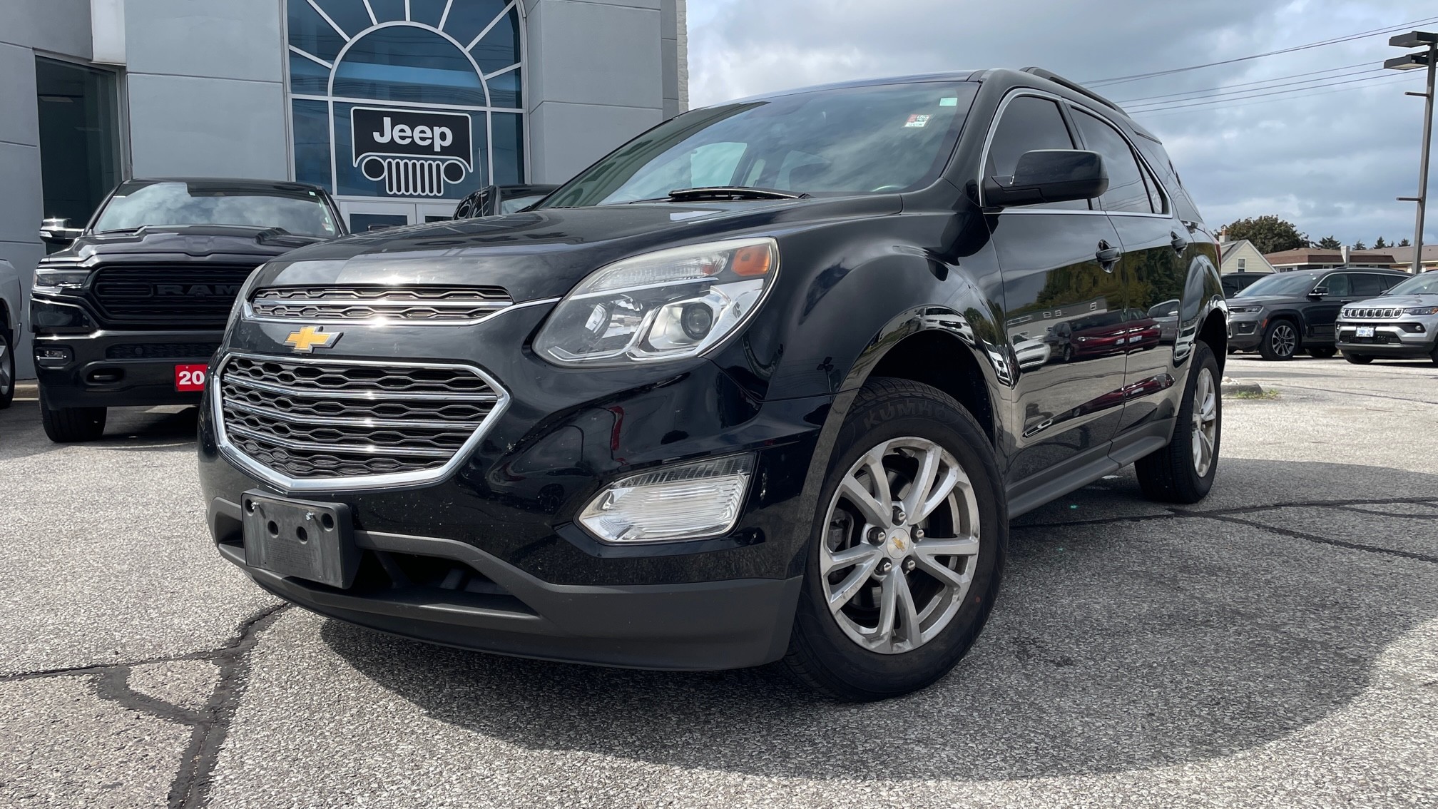 2017 Chevrolet Equinox LT - 127,574km