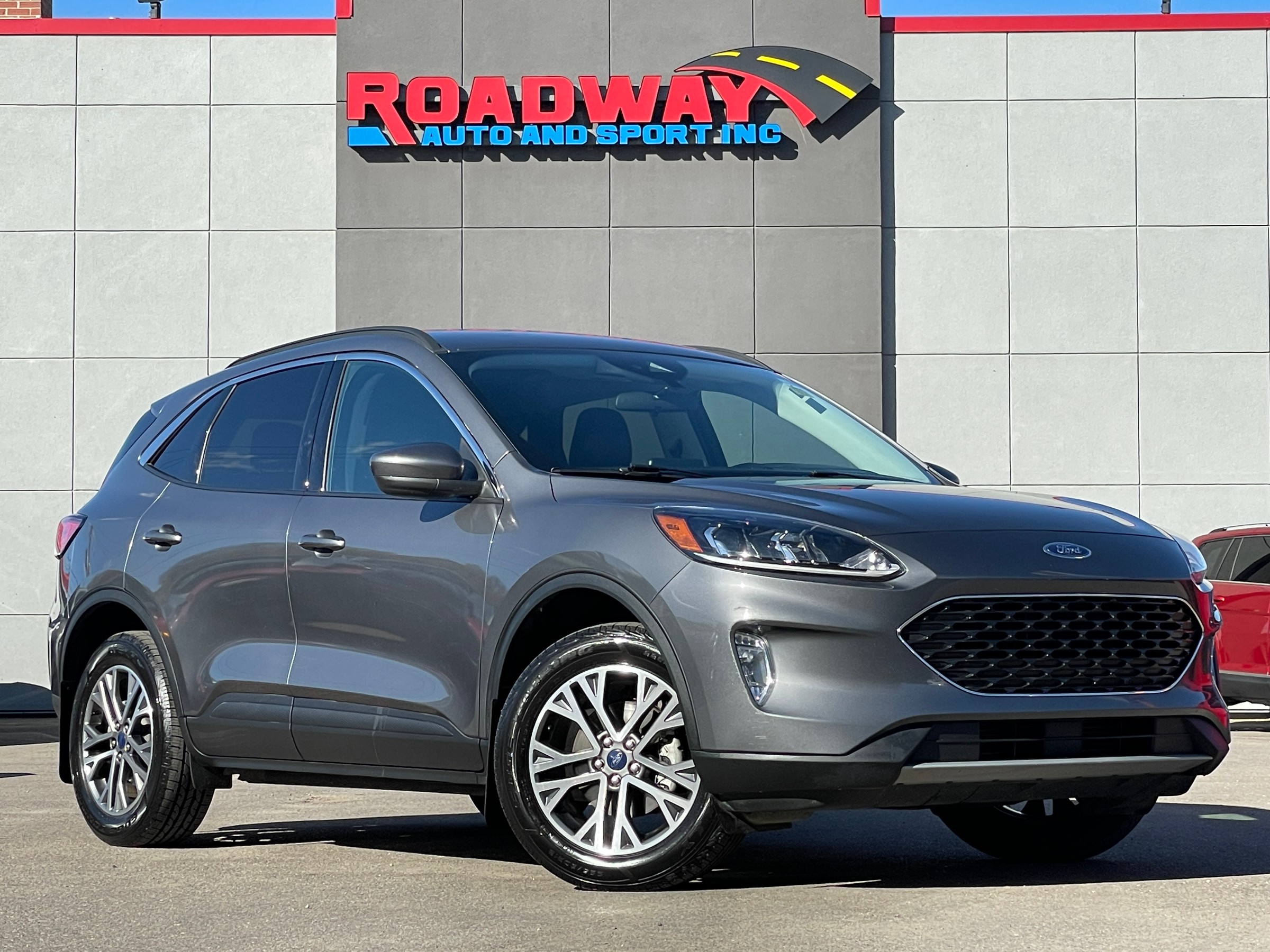 2022 Ford Escape SEL - 58,507km