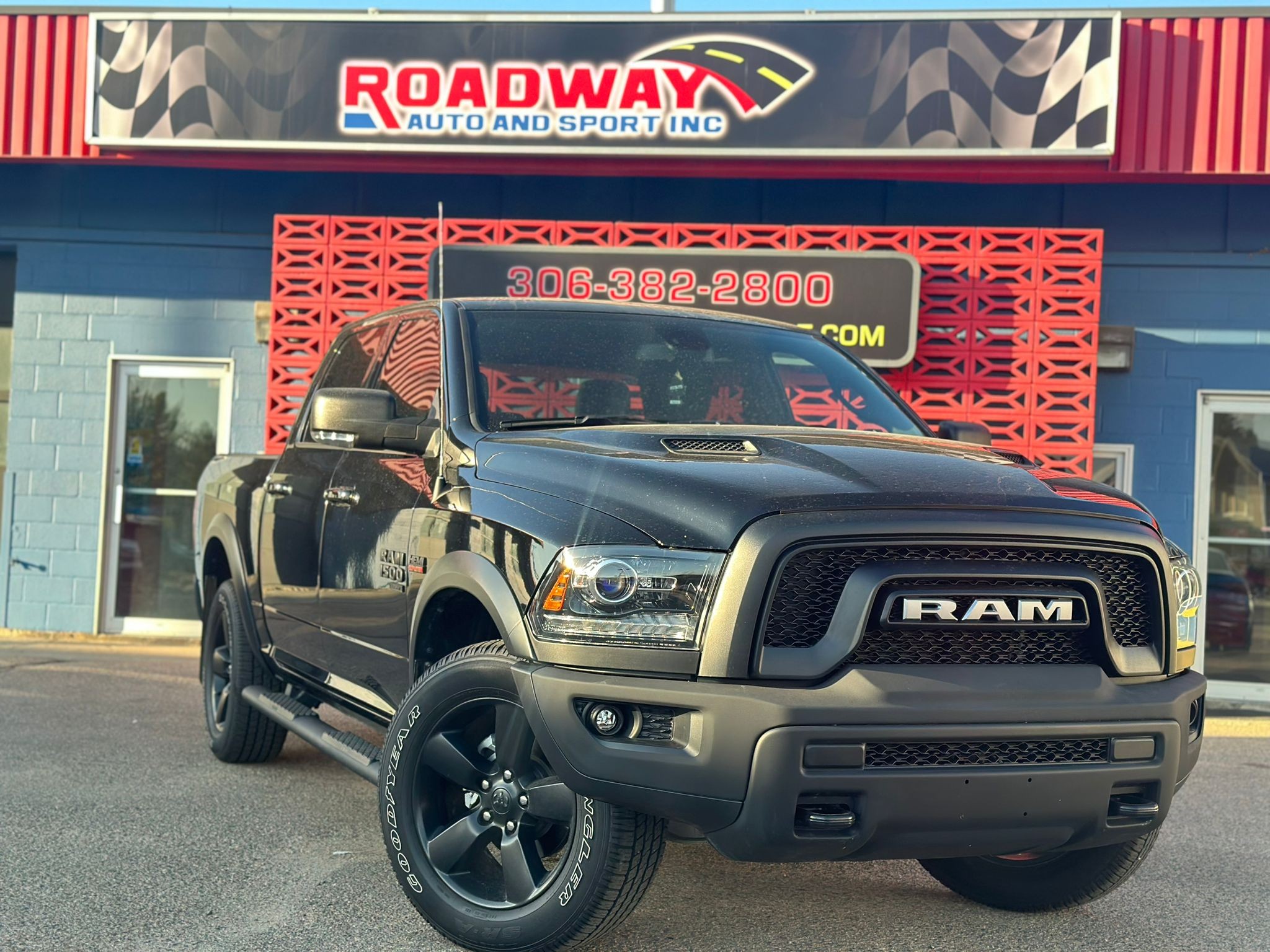 2022 RAM 1500 Classic SLT - 5,779km
