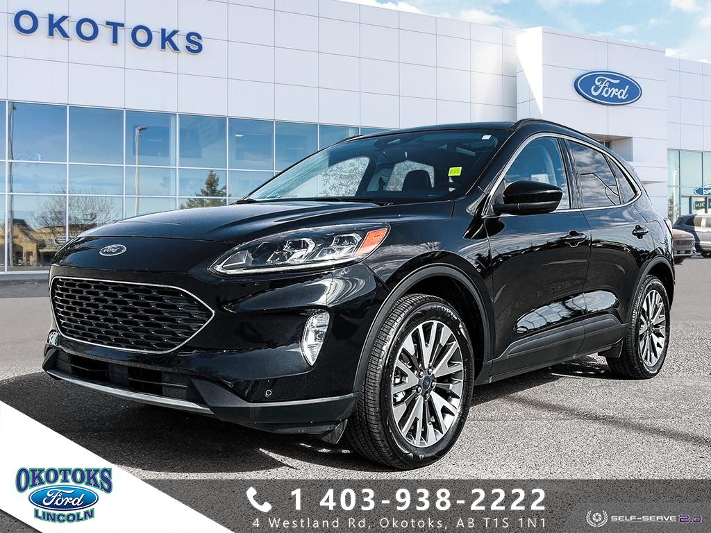 2022 Ford Escape Titanium - 15,271km