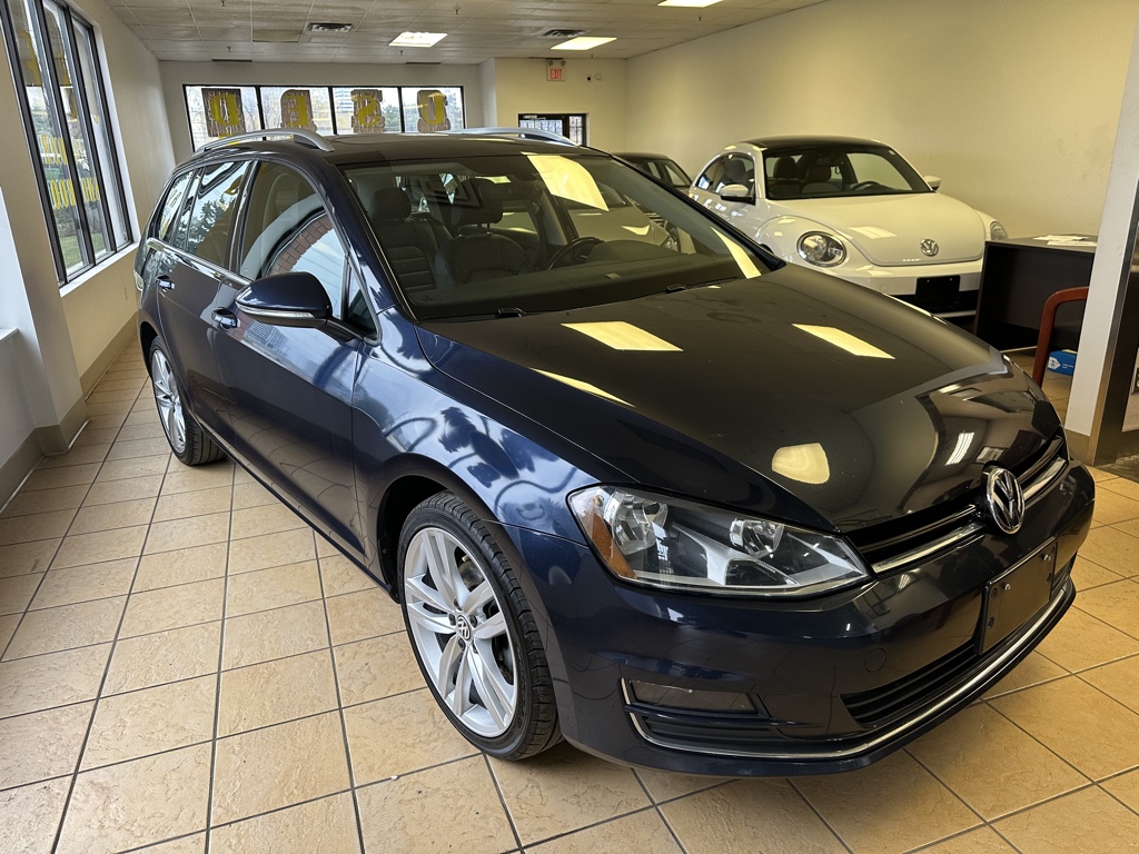 2017 Volkswagen Golf SportWagen 1.8 TSI Highline - 128,000km