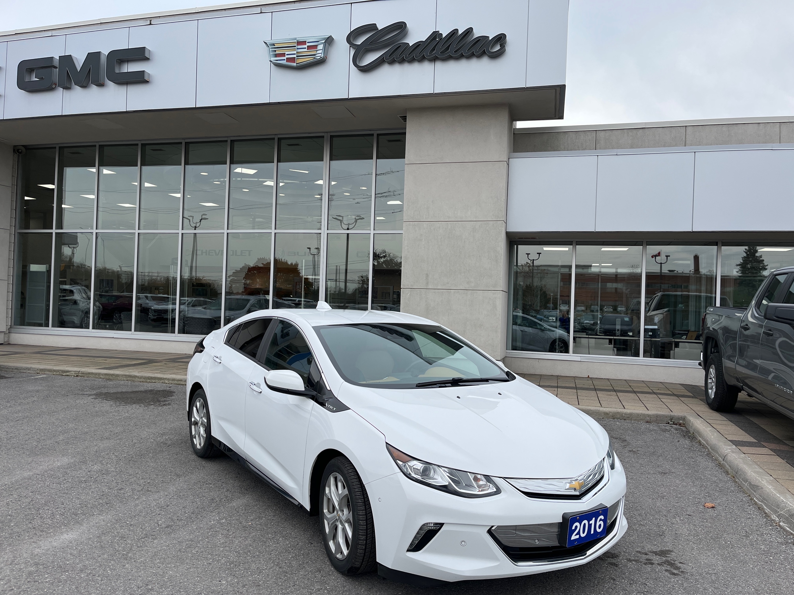 2018 Chevrolet Volt Premier - 158,141km