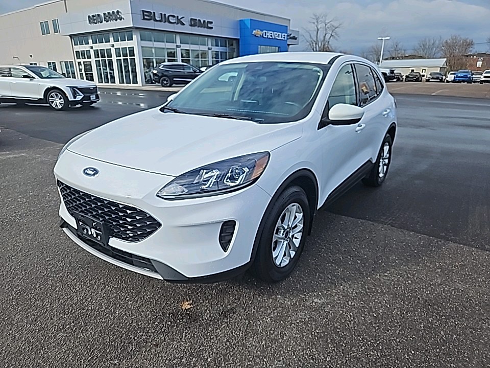 2020 Ford Escape SE - 34,270km