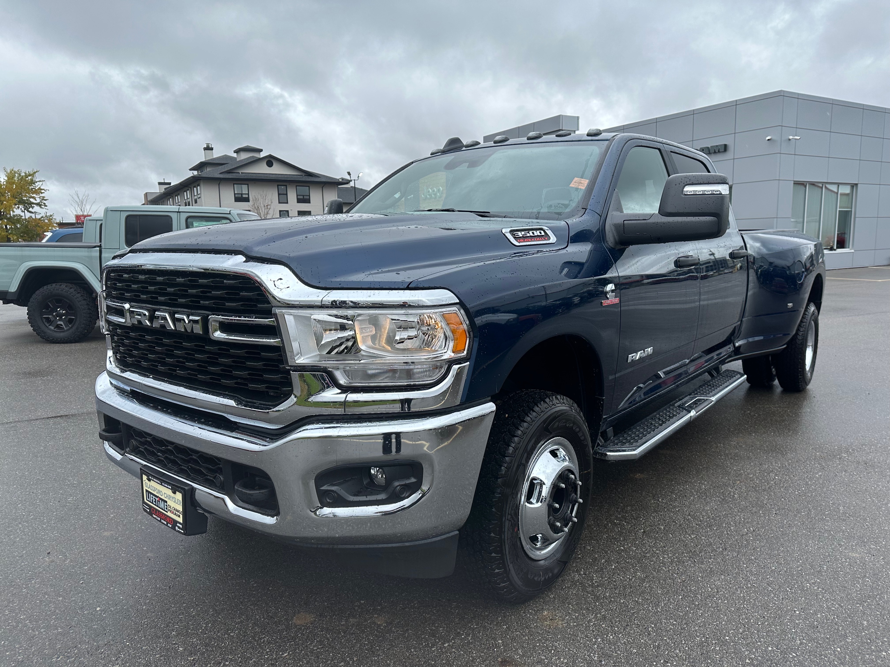 2024 RAM 3500 Big Horn - km
