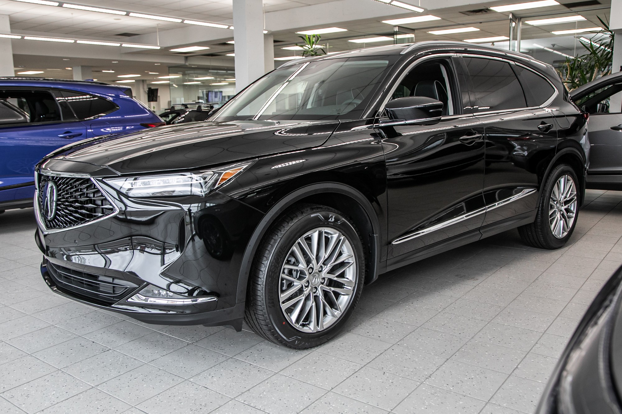 2023 Acura MDX Platinum Elite - 20km