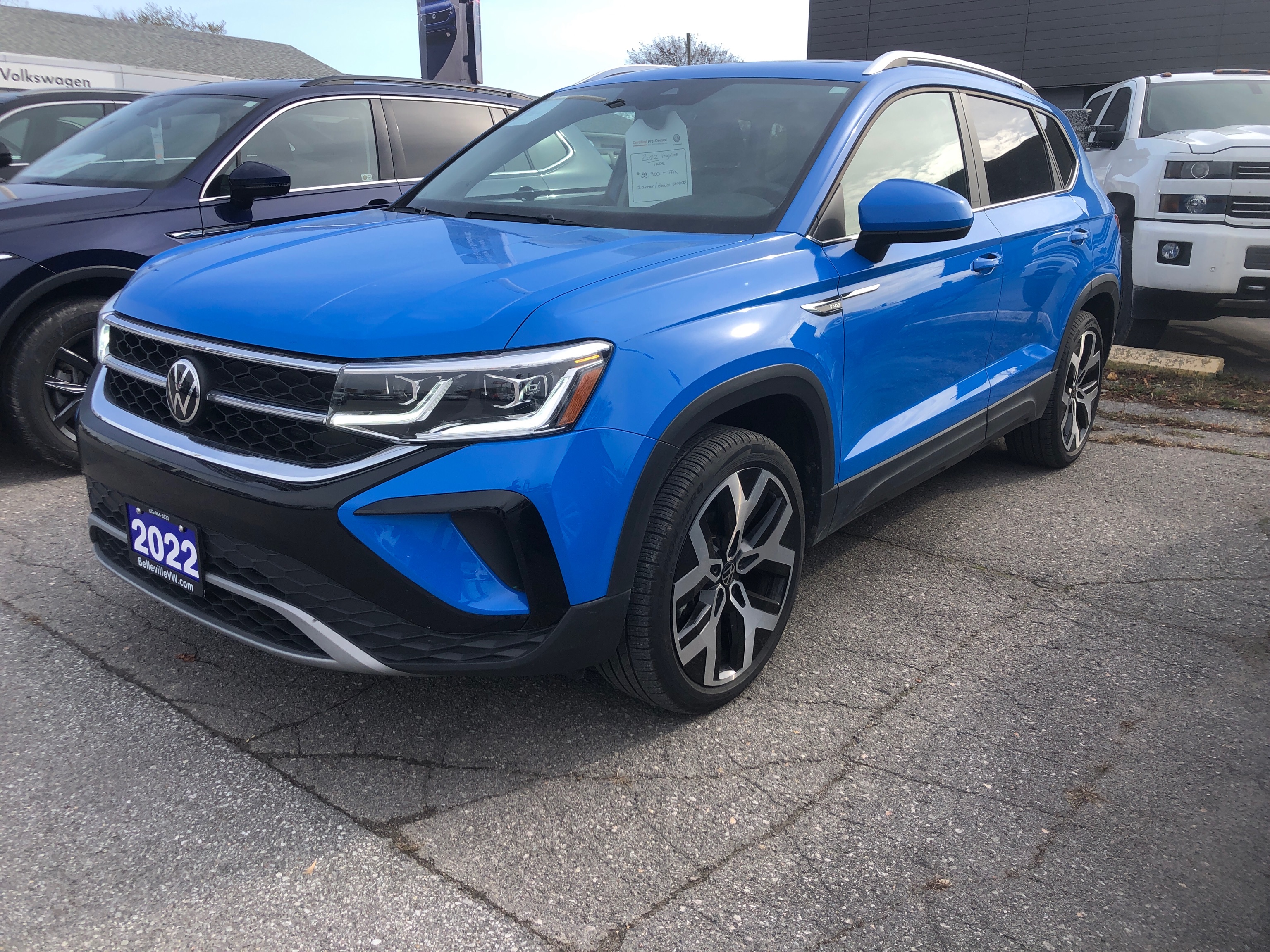 2022 Volkswagen Taos Highline - 45,123km