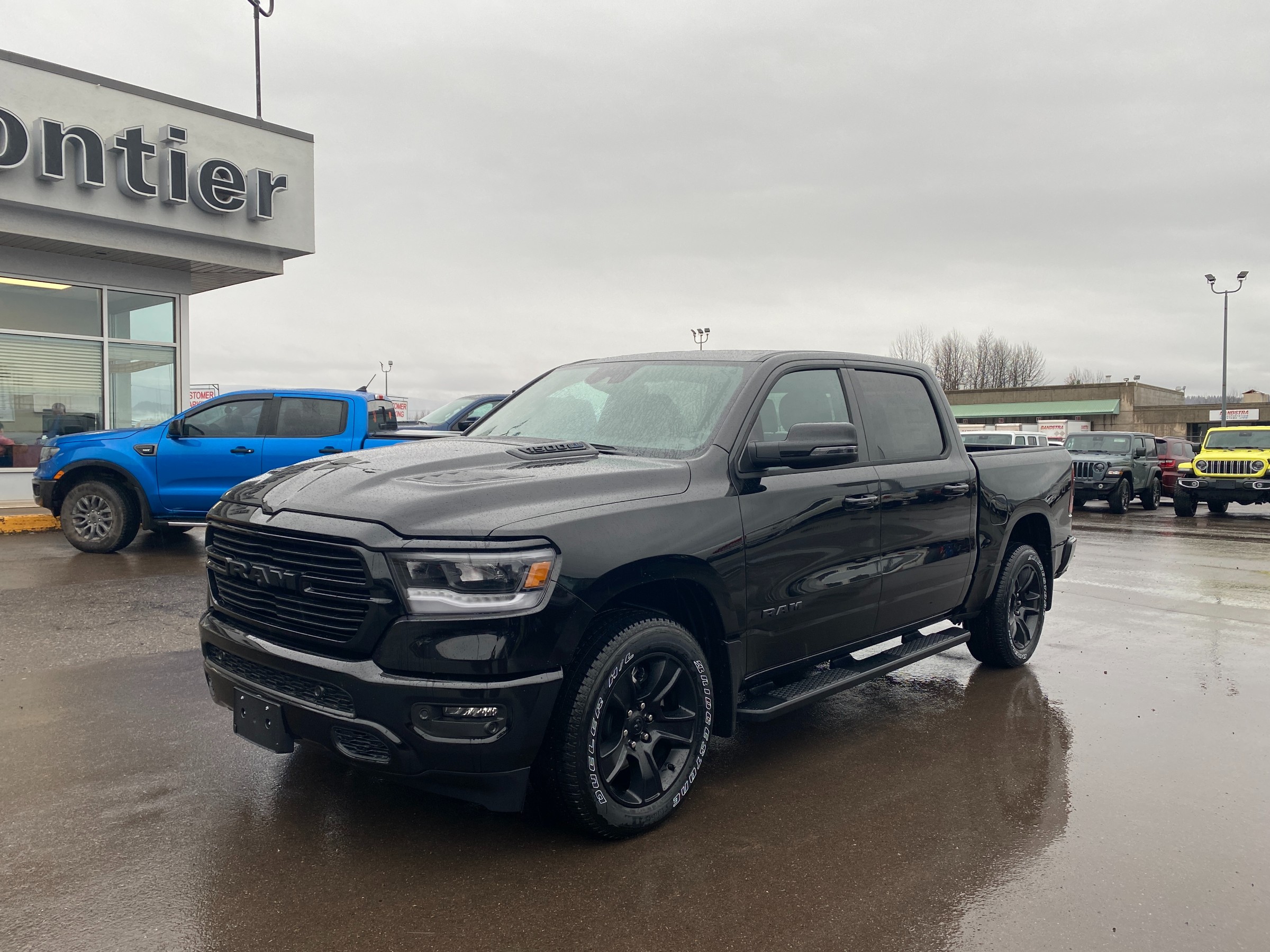 2024 RAM 1500 Sport - 19km