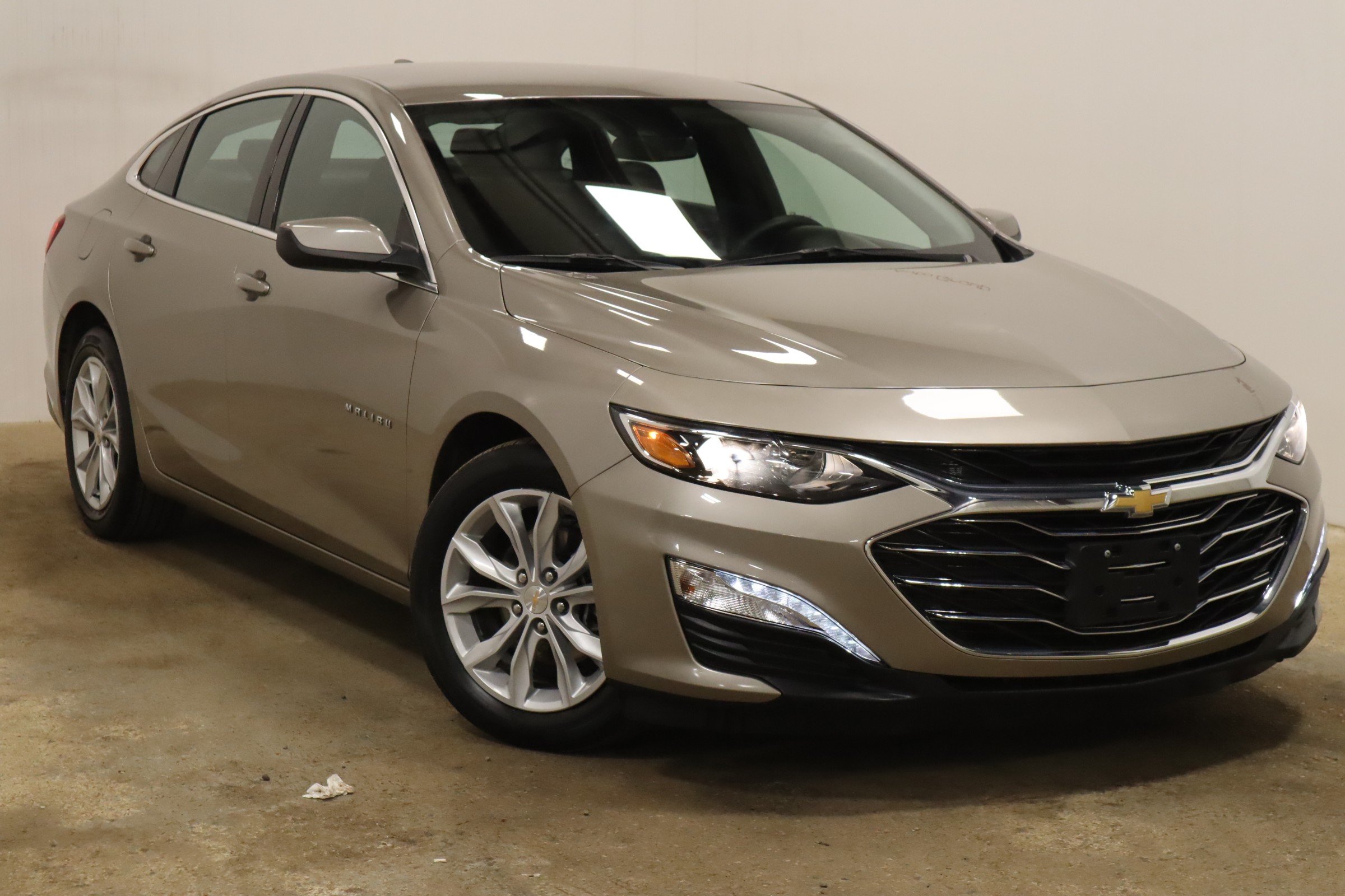 2023 Chevrolet Malibu 1LT - 16,452km