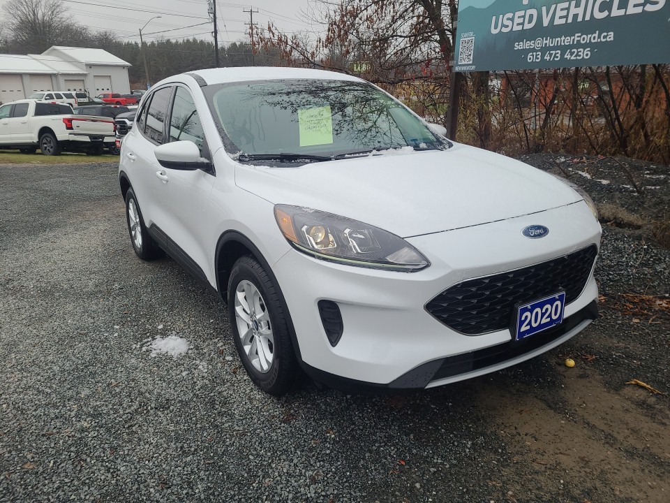 2020 Ford Escape SE - 69,909km
