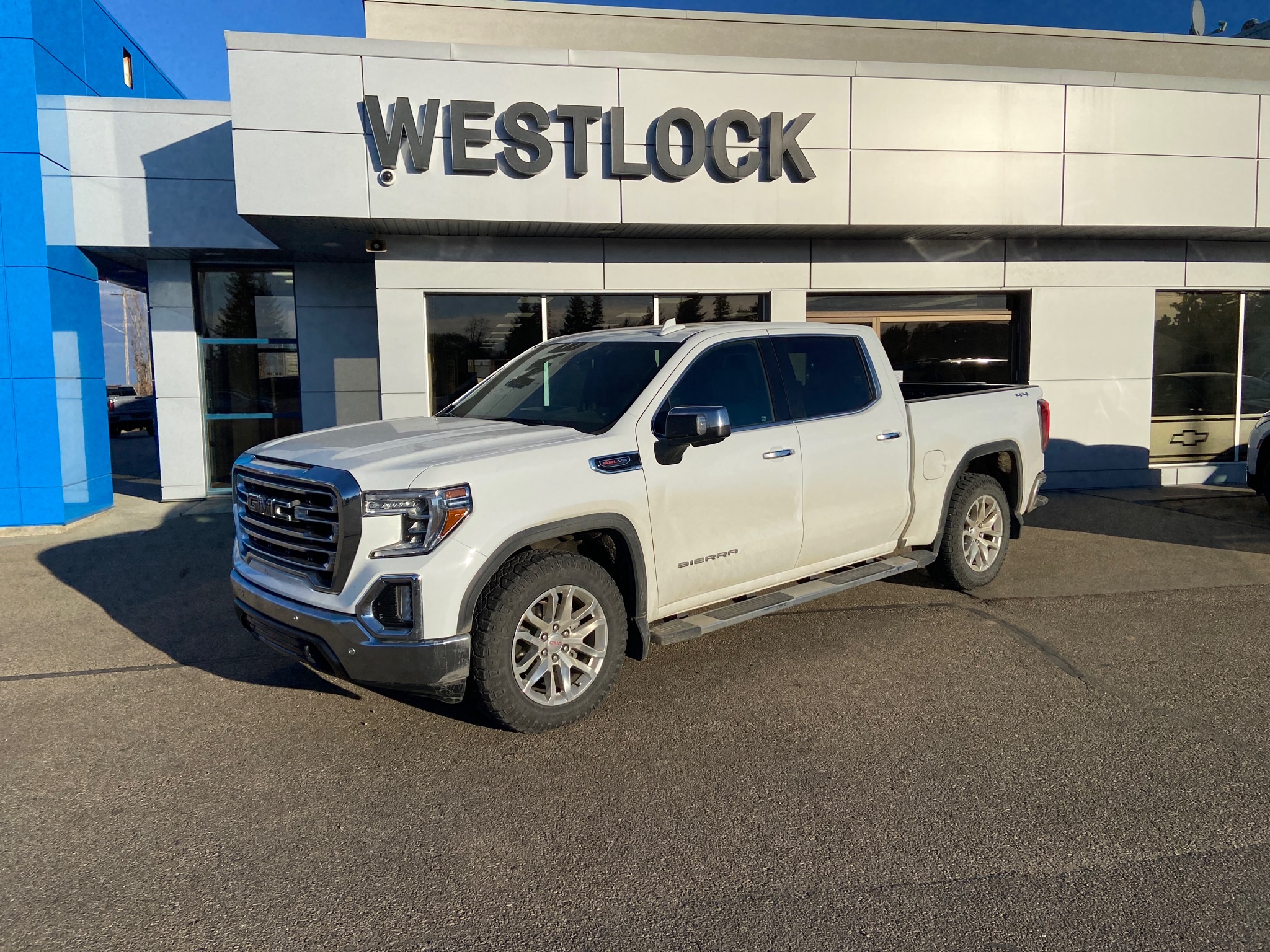 2019 GMC Sierra 1500 SLT - 90,729km