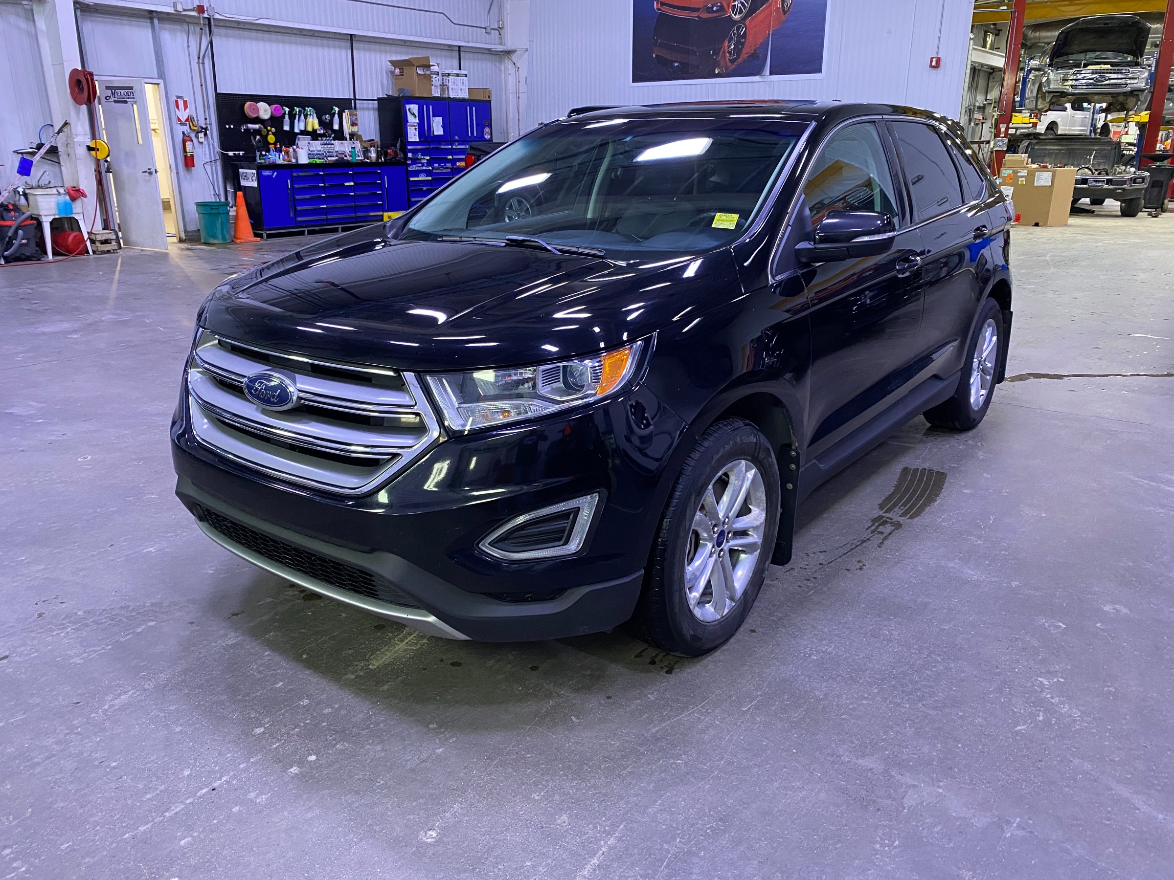 2016 Ford Edge SEL - 194,639km