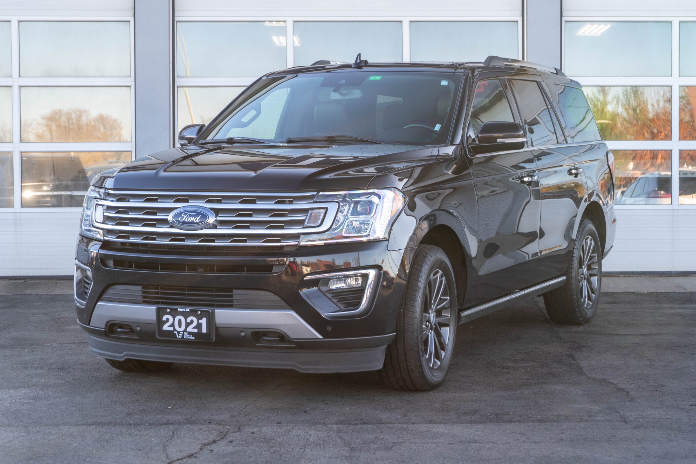 2021 Ford Expedition Limited - 94,897km