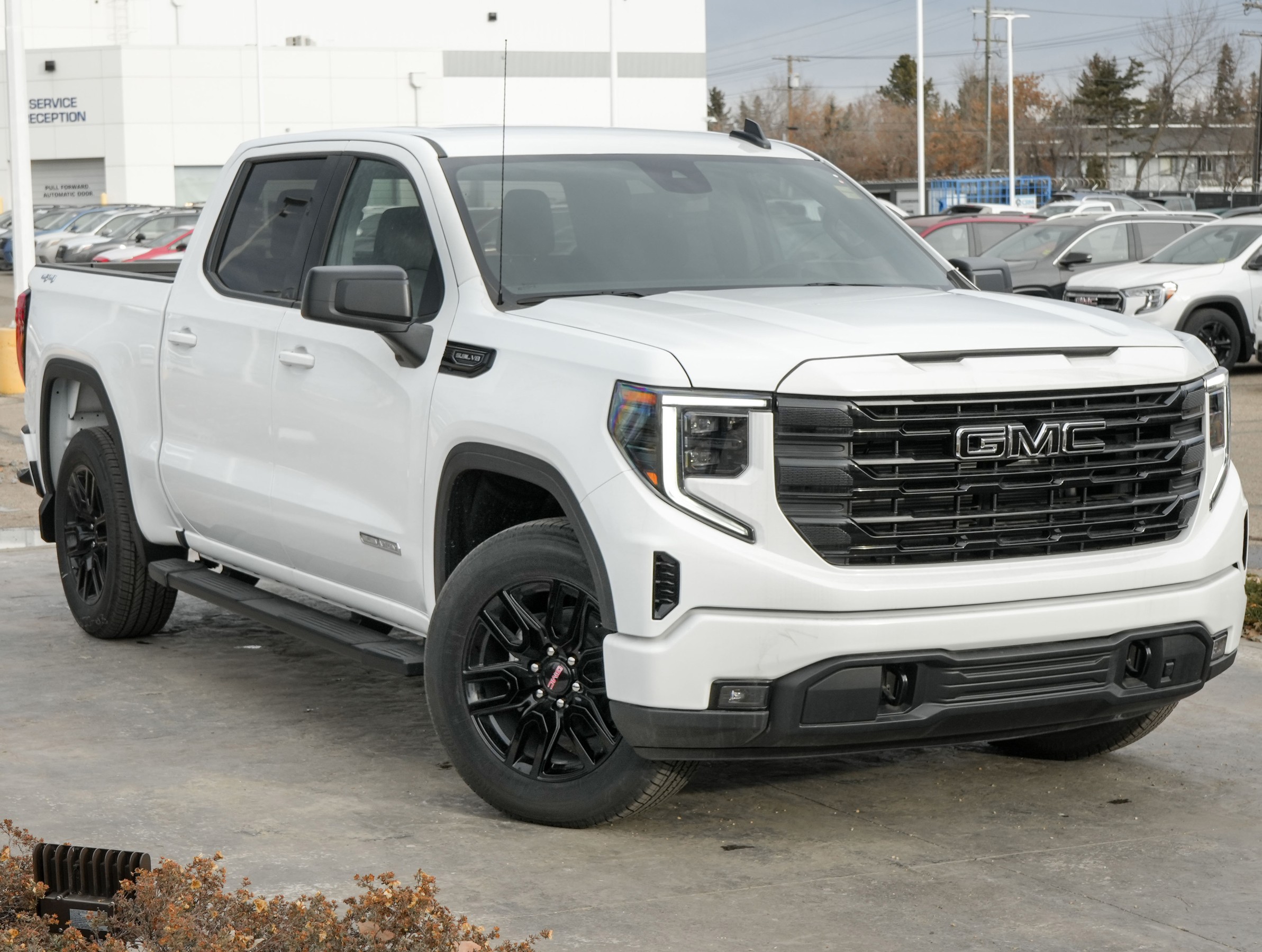 2023 GMC Sierra 1500 Elevation - 16km