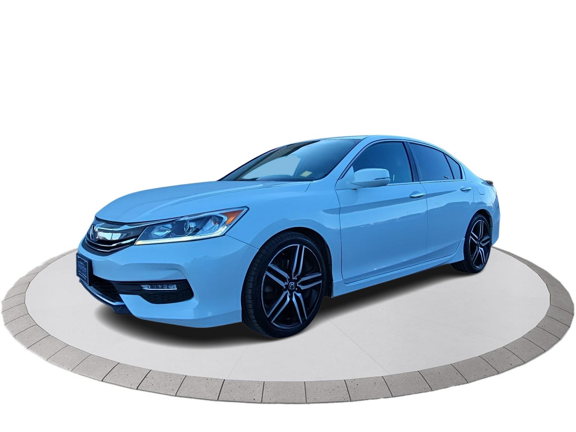 2017 Honda Accord Sport - 210,317km