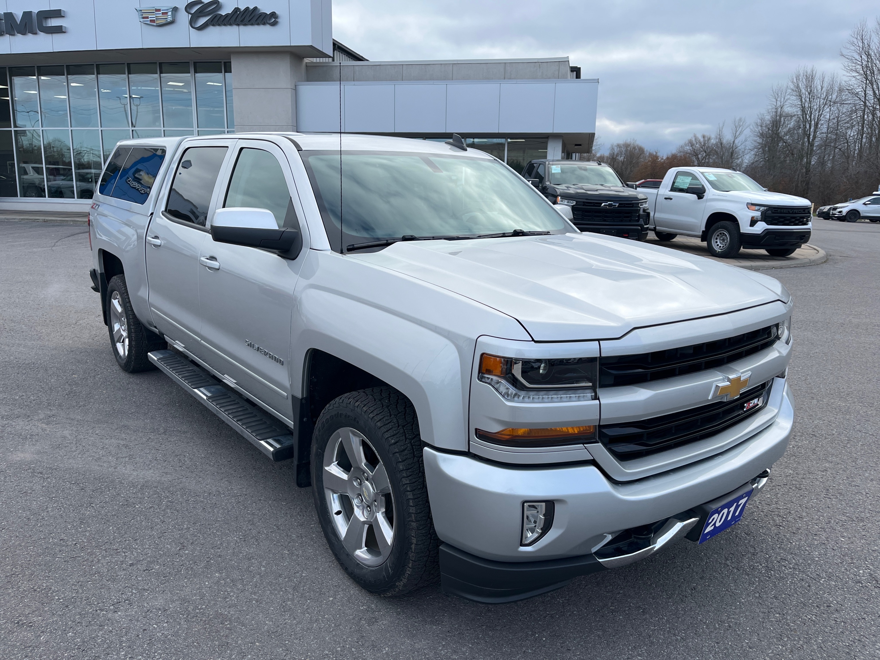 2017 Chevrolet Silverado 1500 2LT - 87,181km