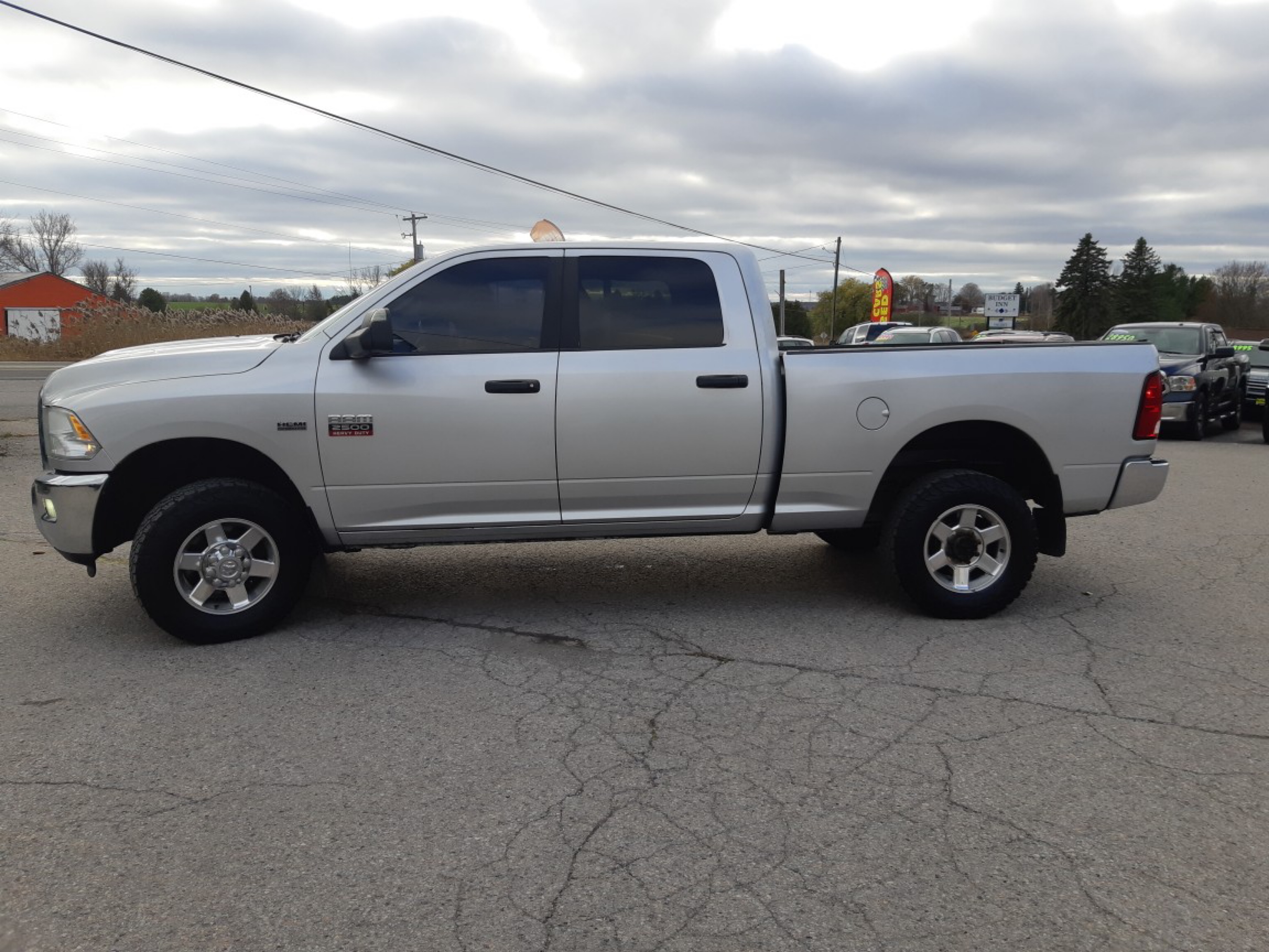 2012 RAM 2500 SLT - 297,012km