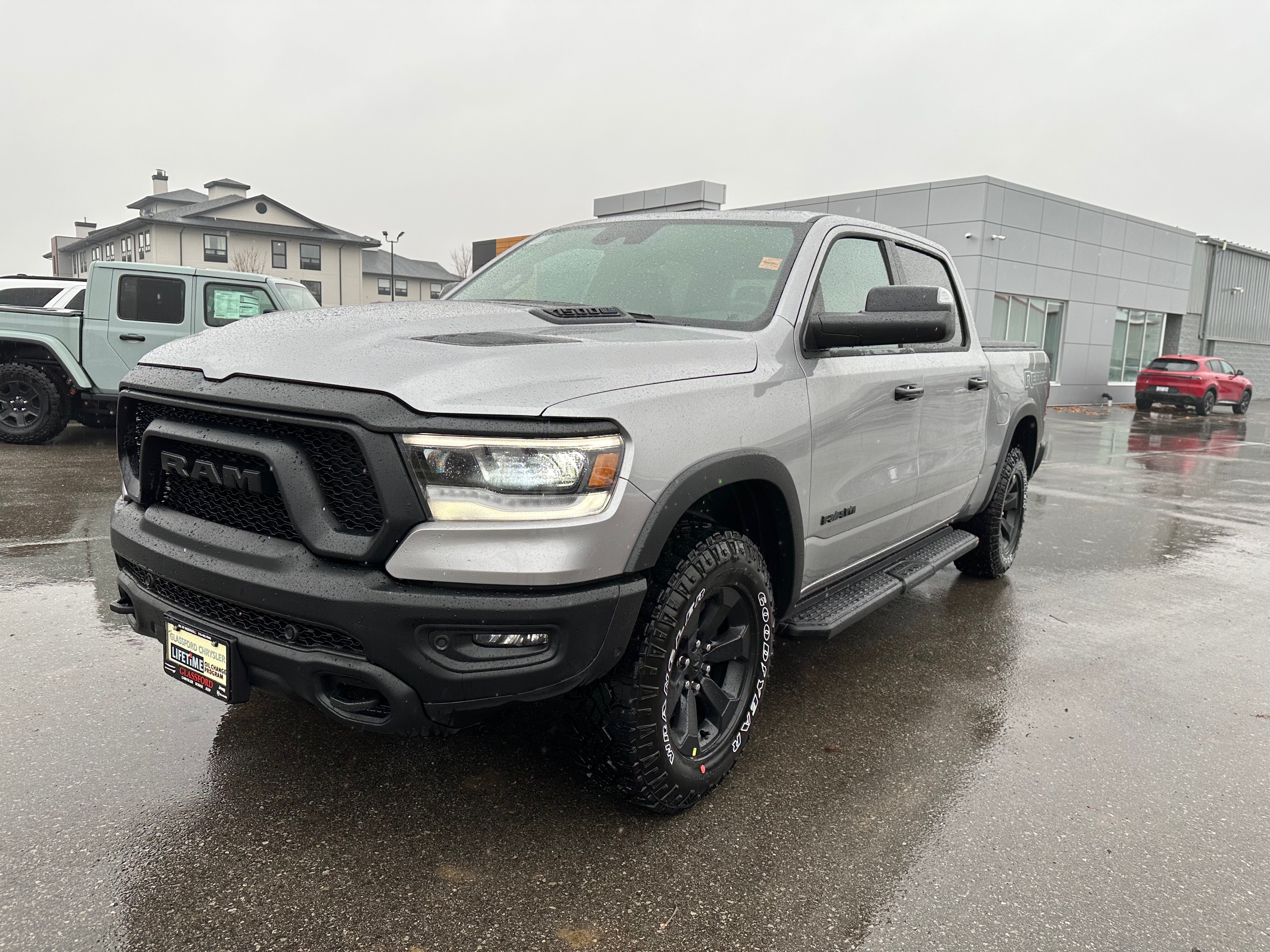 2024 RAM 1500 Rebel - km