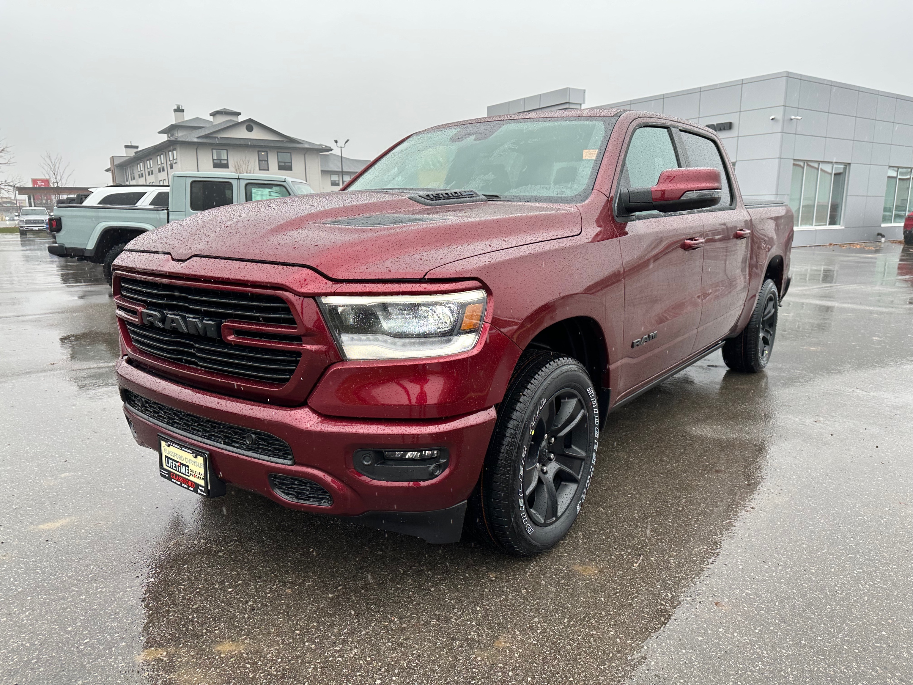 2024 RAM 1500 Sport - km