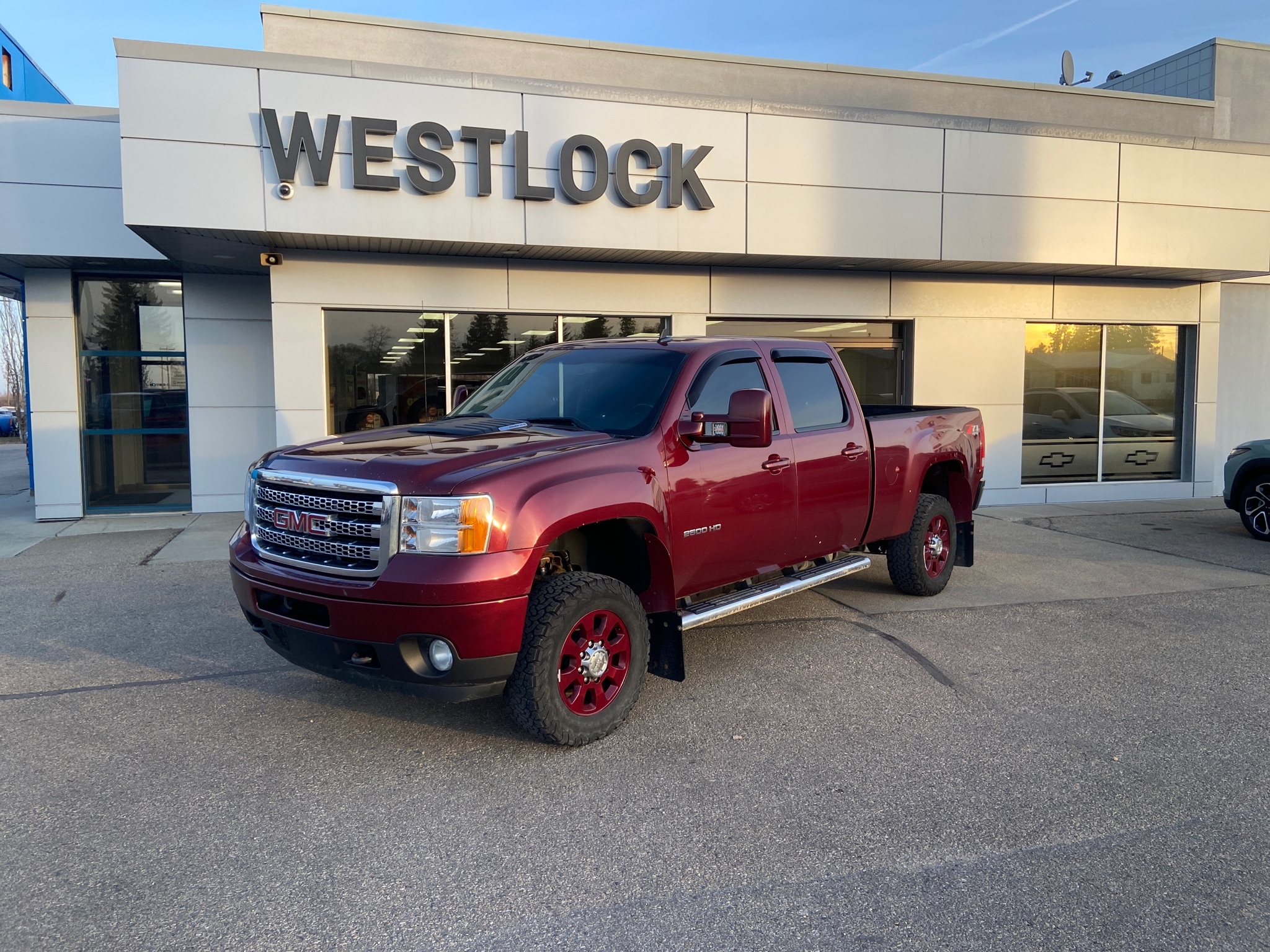 2013 GMC Sierra 2500HD SLT - 304,125km