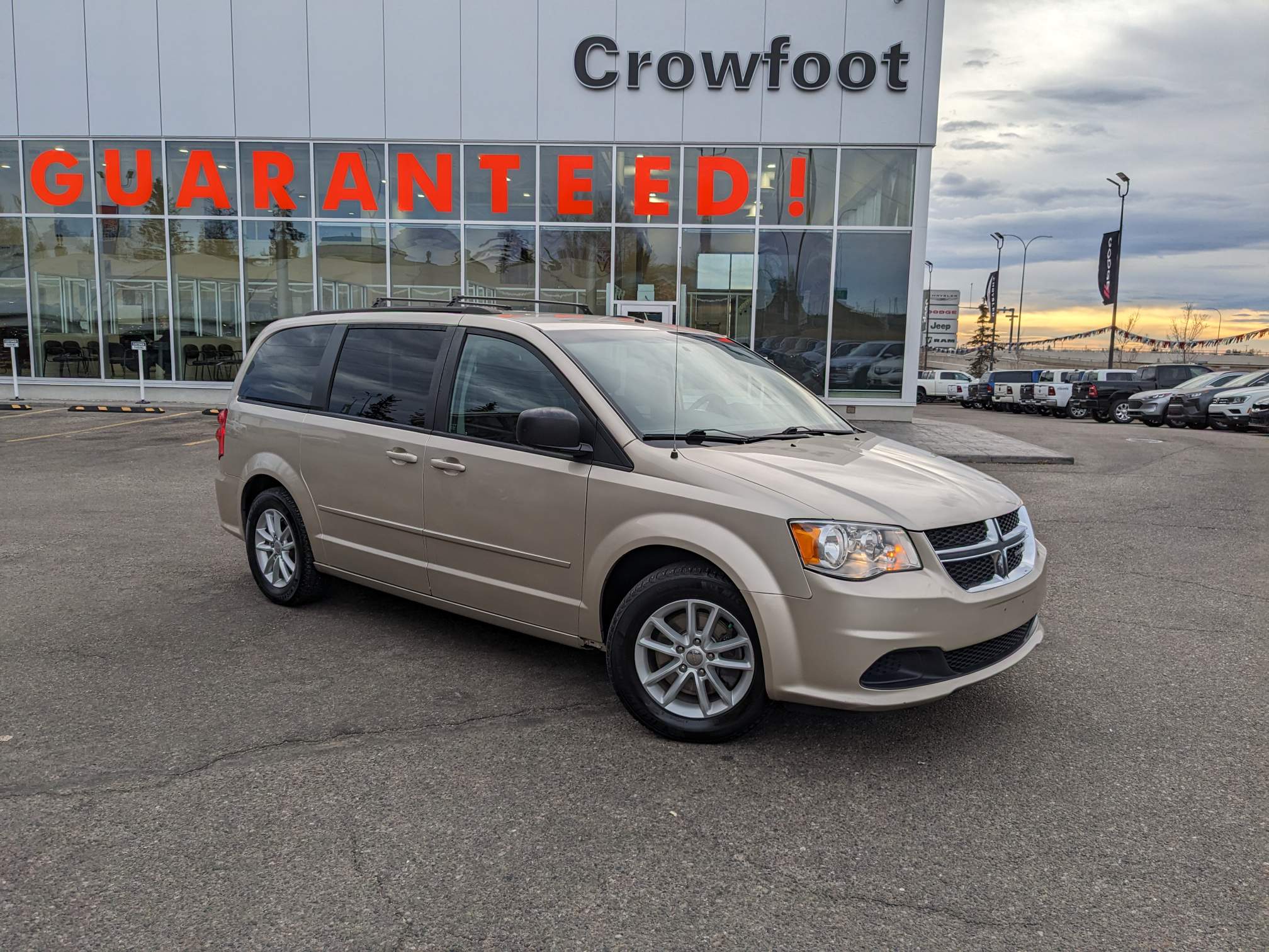 2015 Dodge Grand Caravan SE/SXT - 177,000km