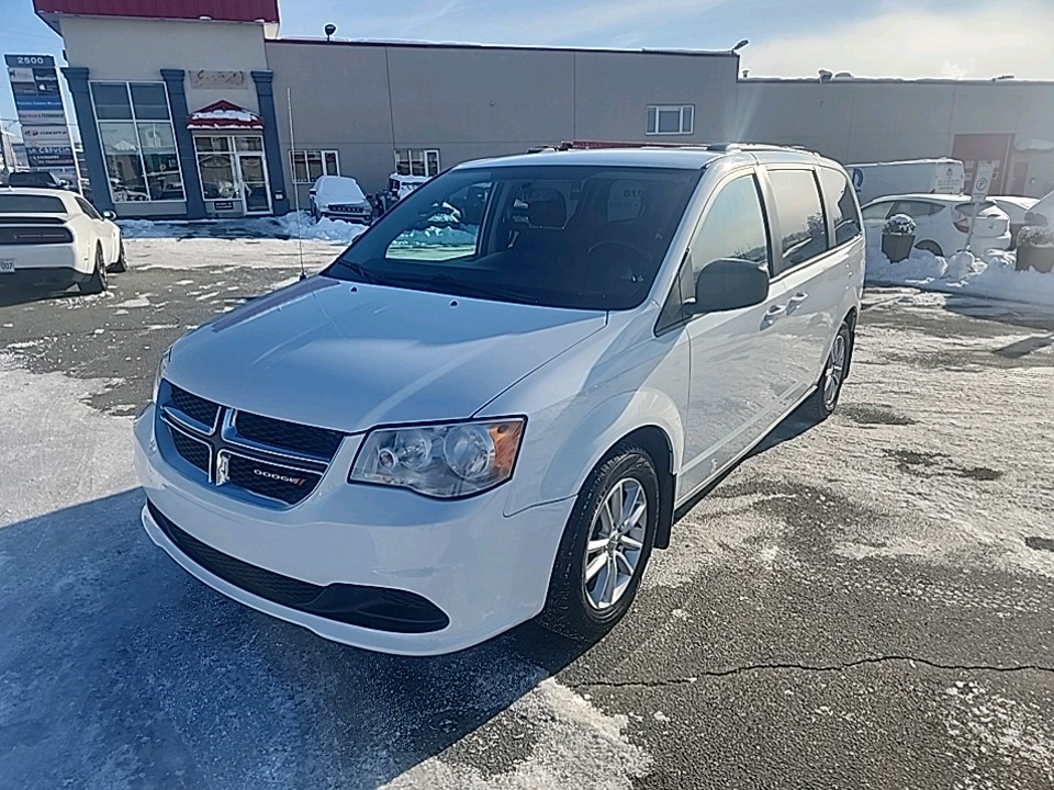 2017 Dodge Grand Caravan CVP/SXT - 156,600km