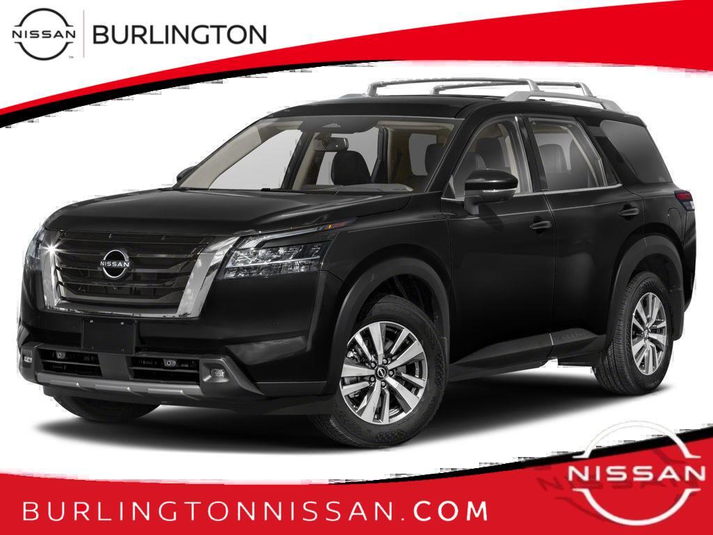 2023 Nissan Pathfinder SL - 15,000km