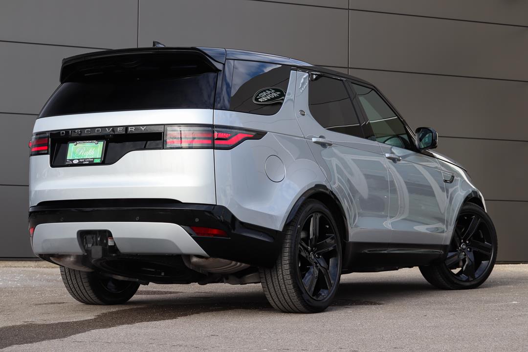 2024 Land Rover Discovery