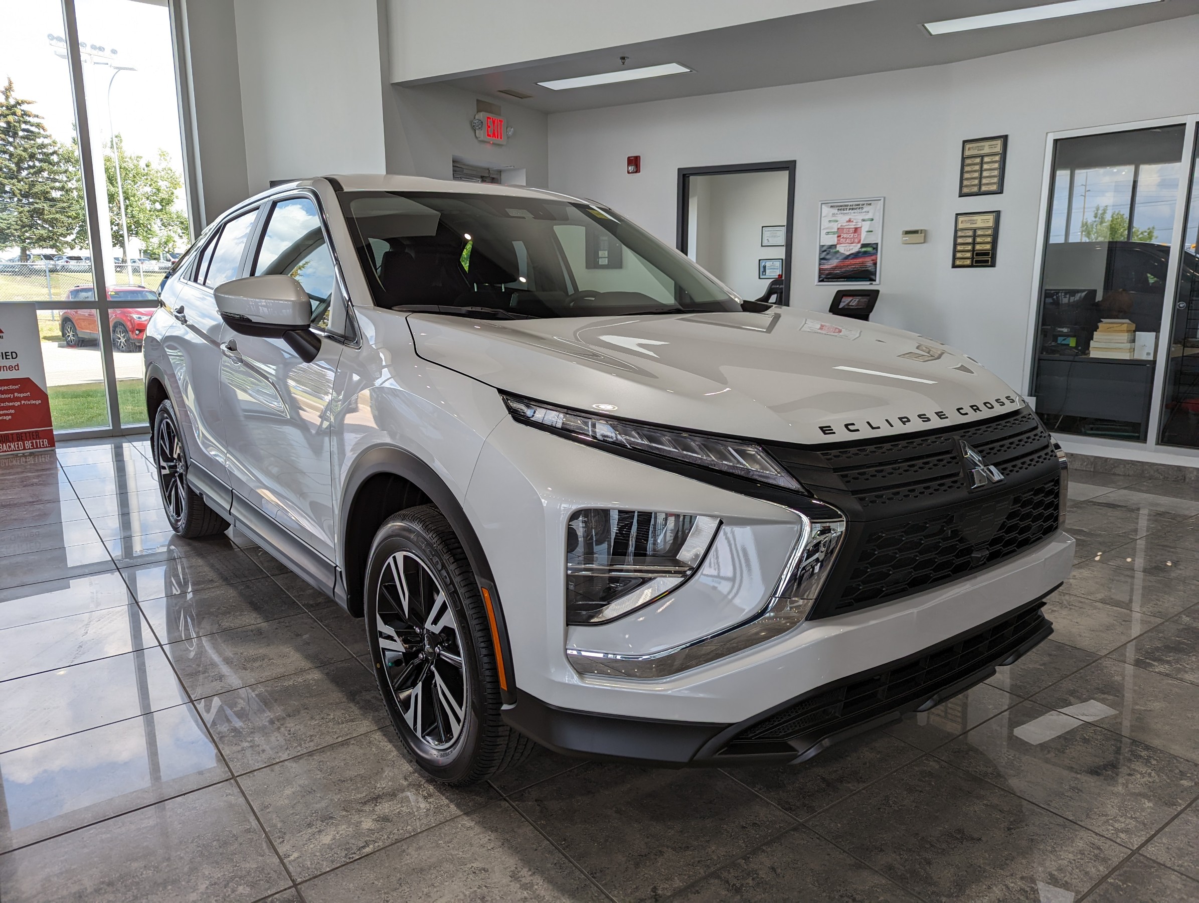 2024 Mitsubishi Eclipse Cross ES - 8km