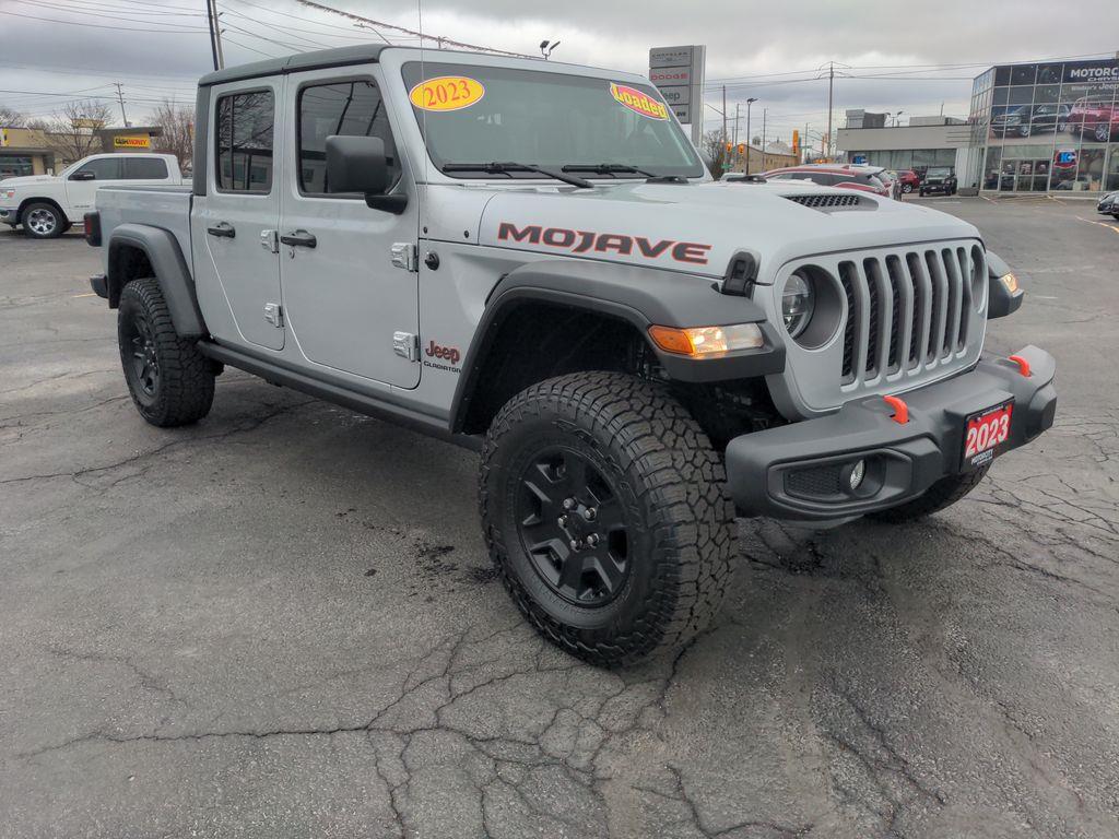 2023 Jeep Gladiator Mojave - 4,877km