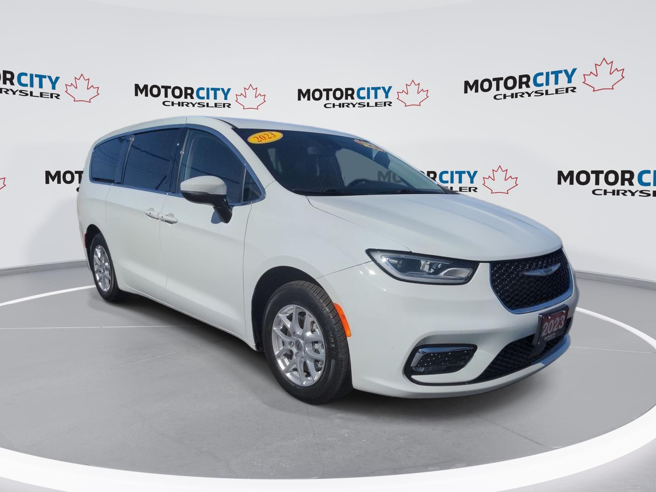 2023 Chrysler Pacifica Touring-L - 63,541km