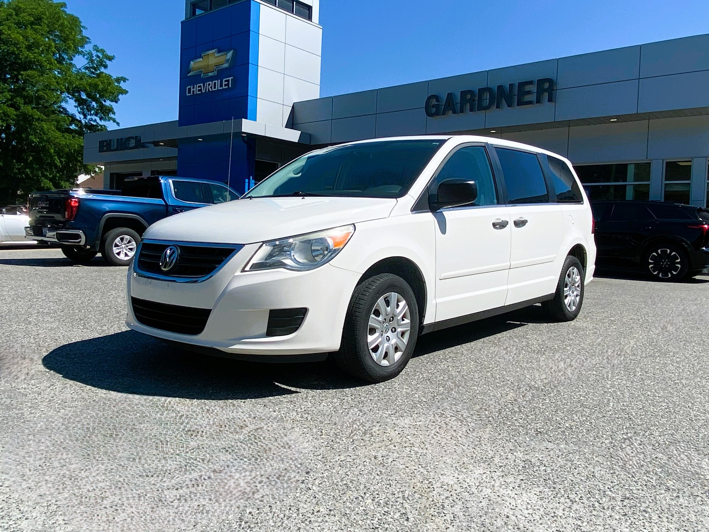 2010 Volkswagen Routan