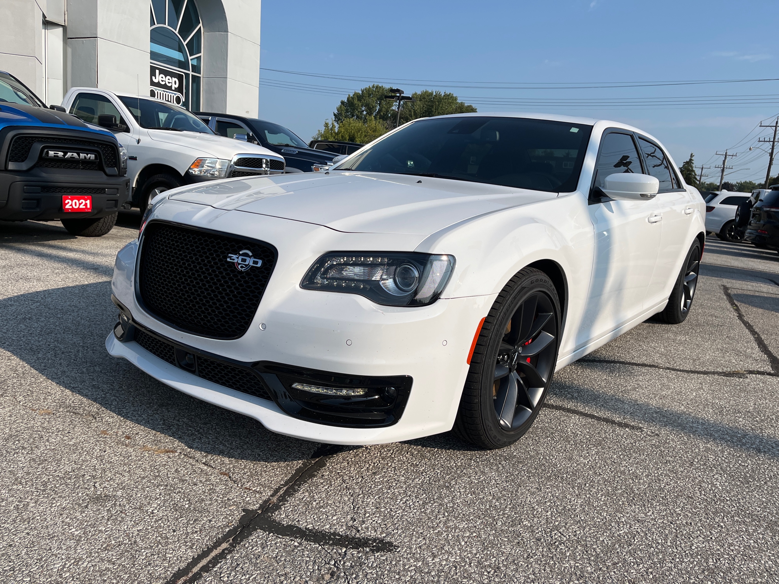 2023 Chrysler 300