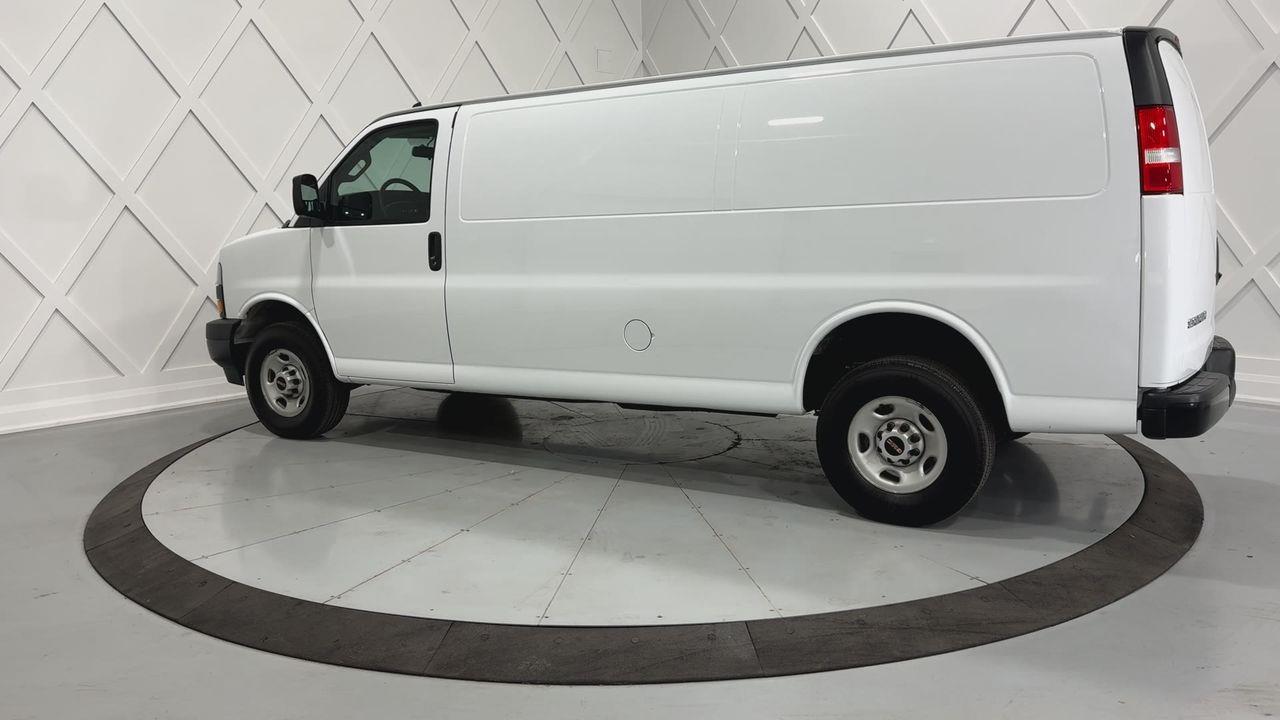 2023 GMC Savana 2500
