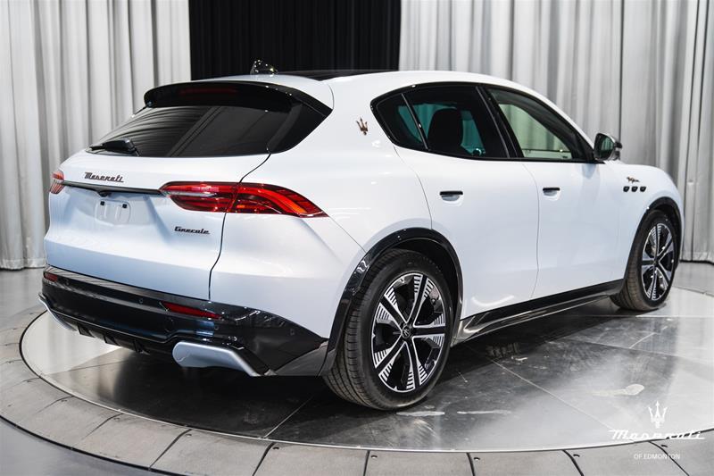 2025 Maserati Grecale Folgore