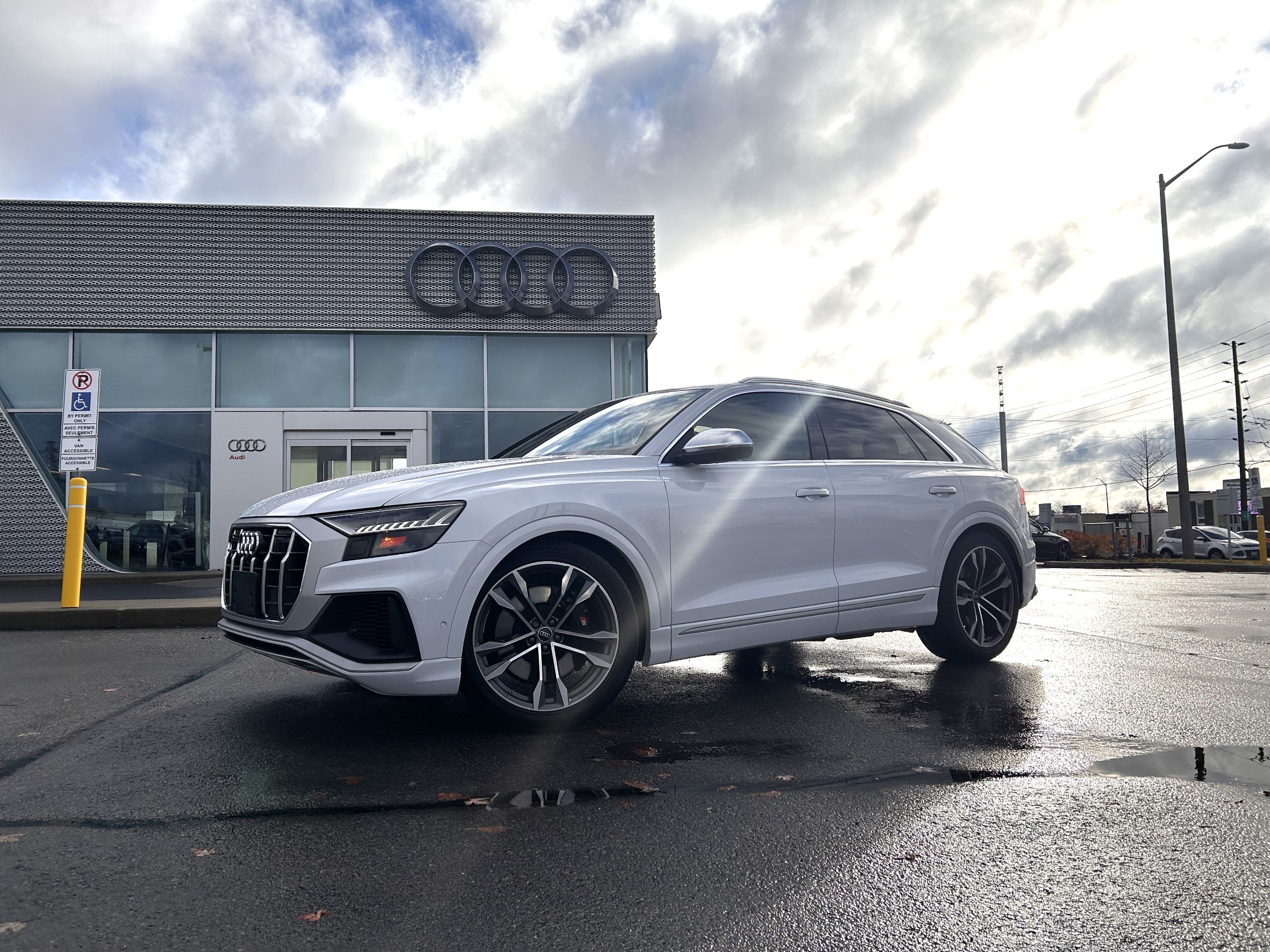 2023 Audi SQ8