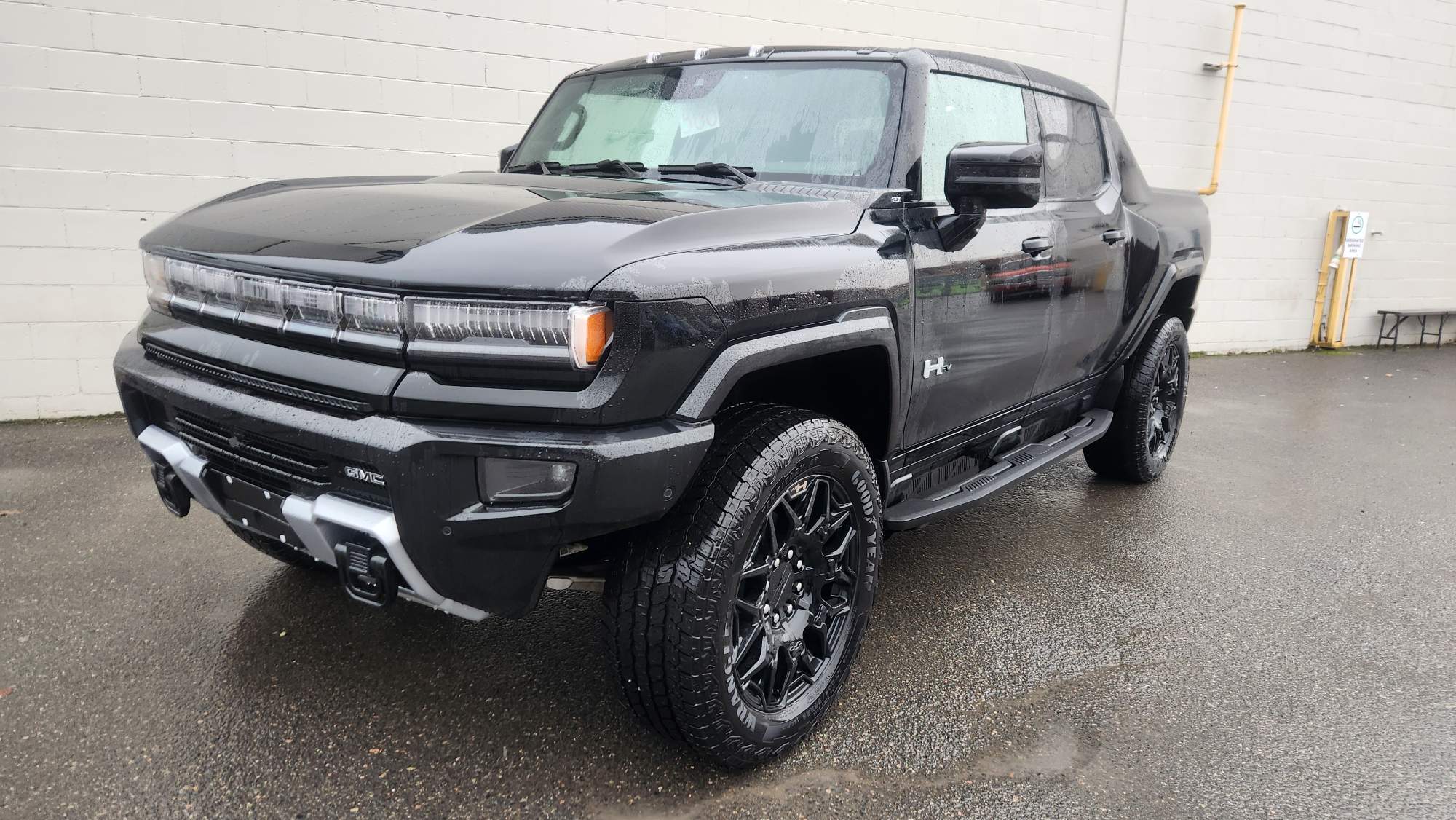 2024 GMC HUMMER EV Pickup