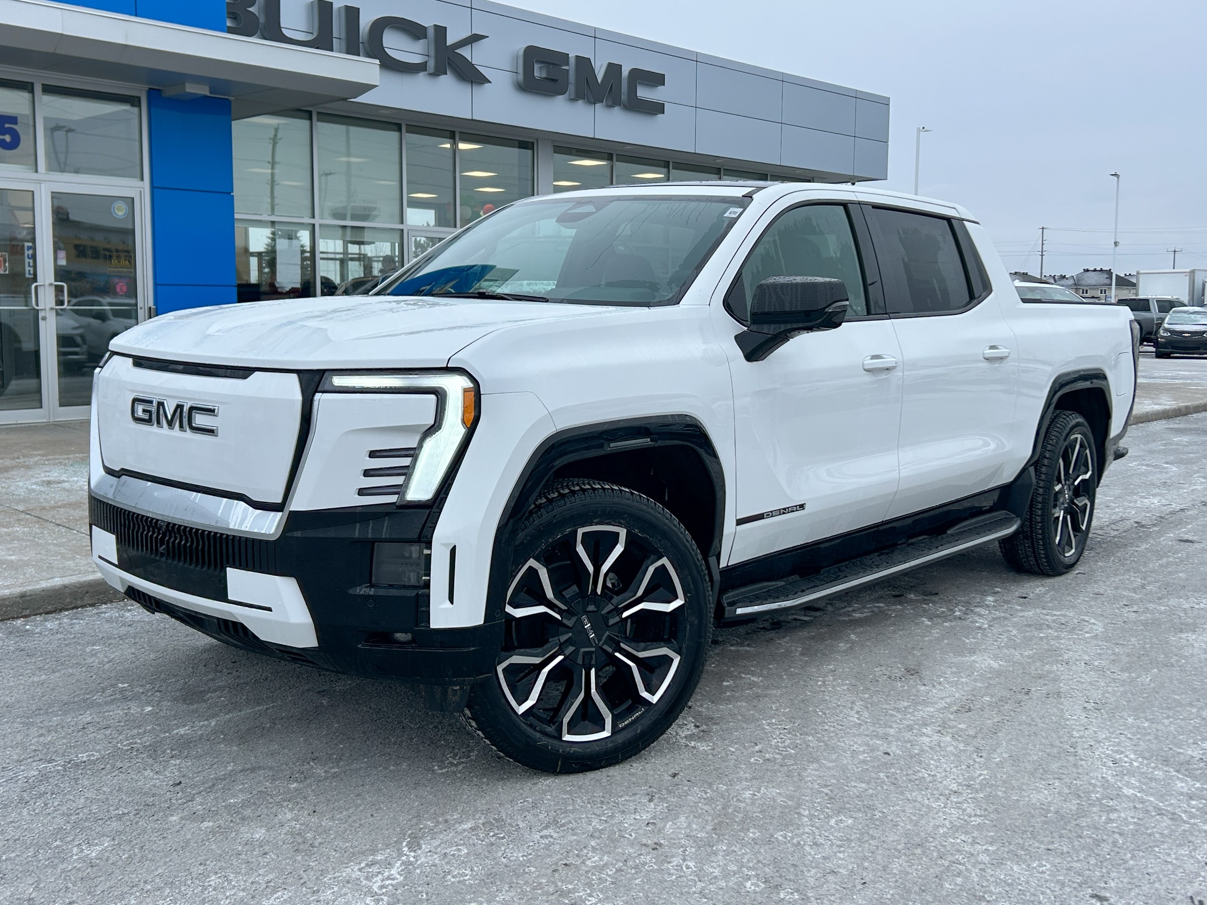 2025 GMC Sierra EV