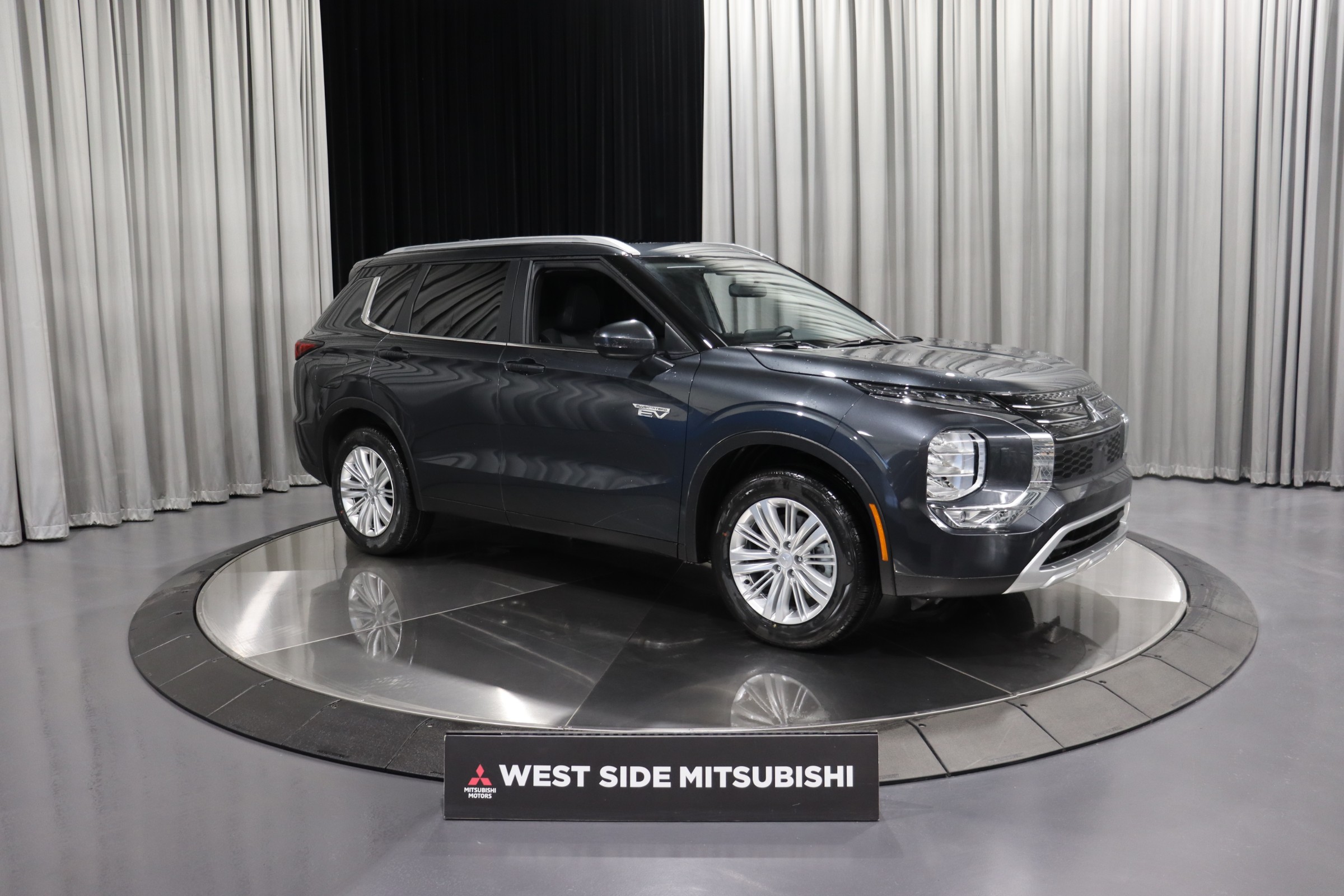 2025 Mitsubishi Outlander PHEV