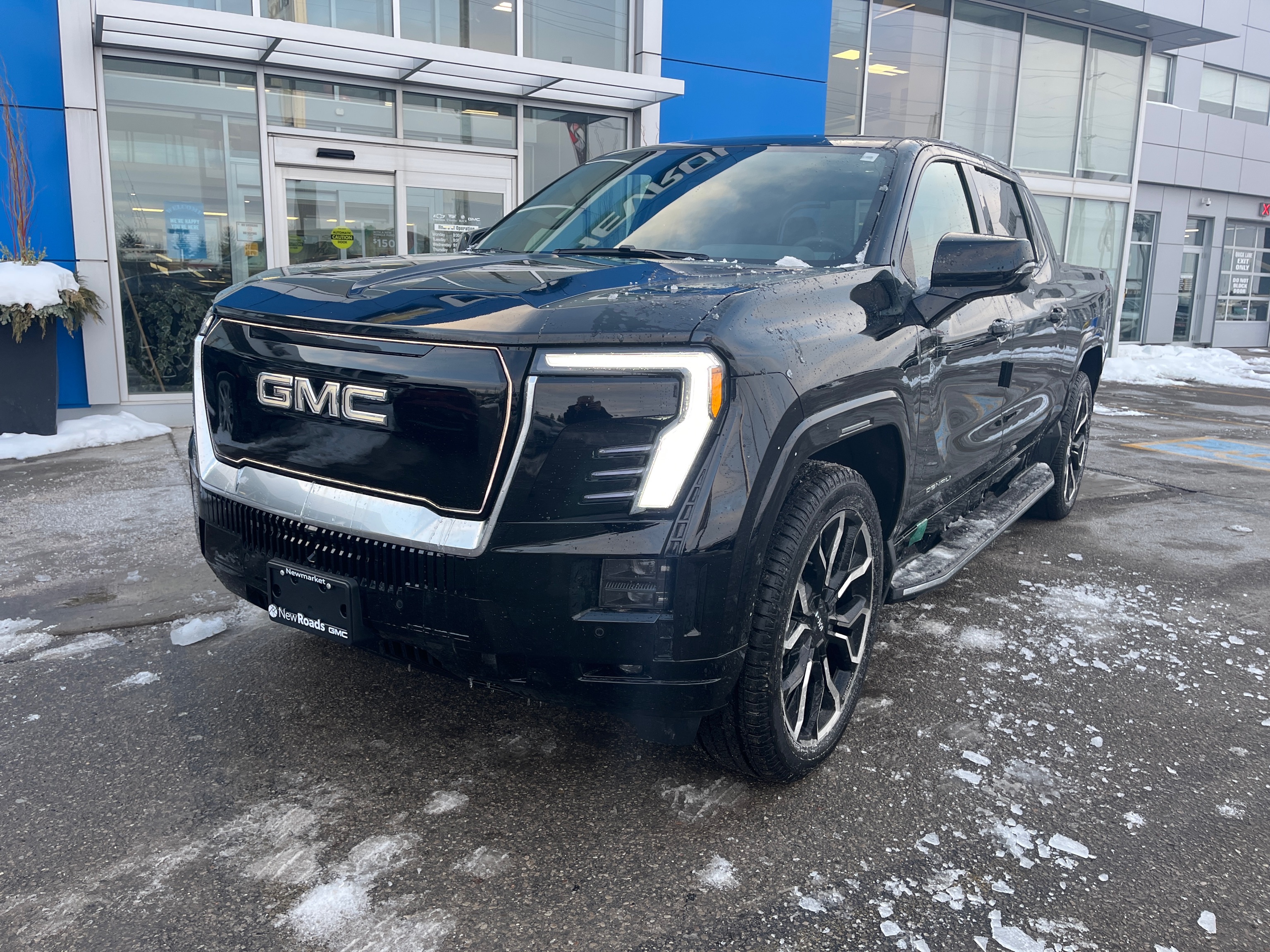 2025 GMC Sierra EV