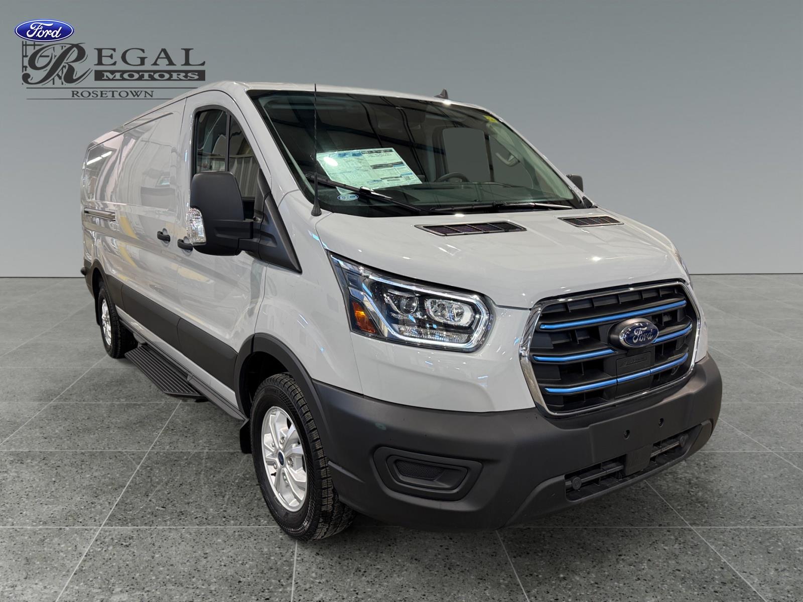 2022 Ford E-Transit-350 Cargo