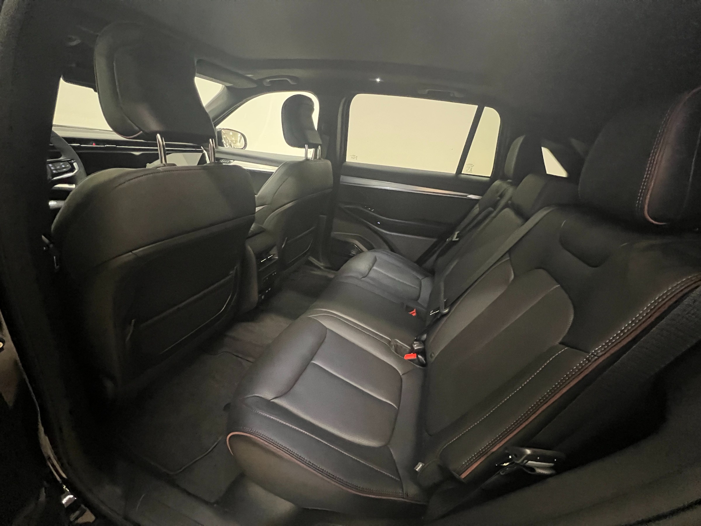 2024 Jeep Wagoneer S