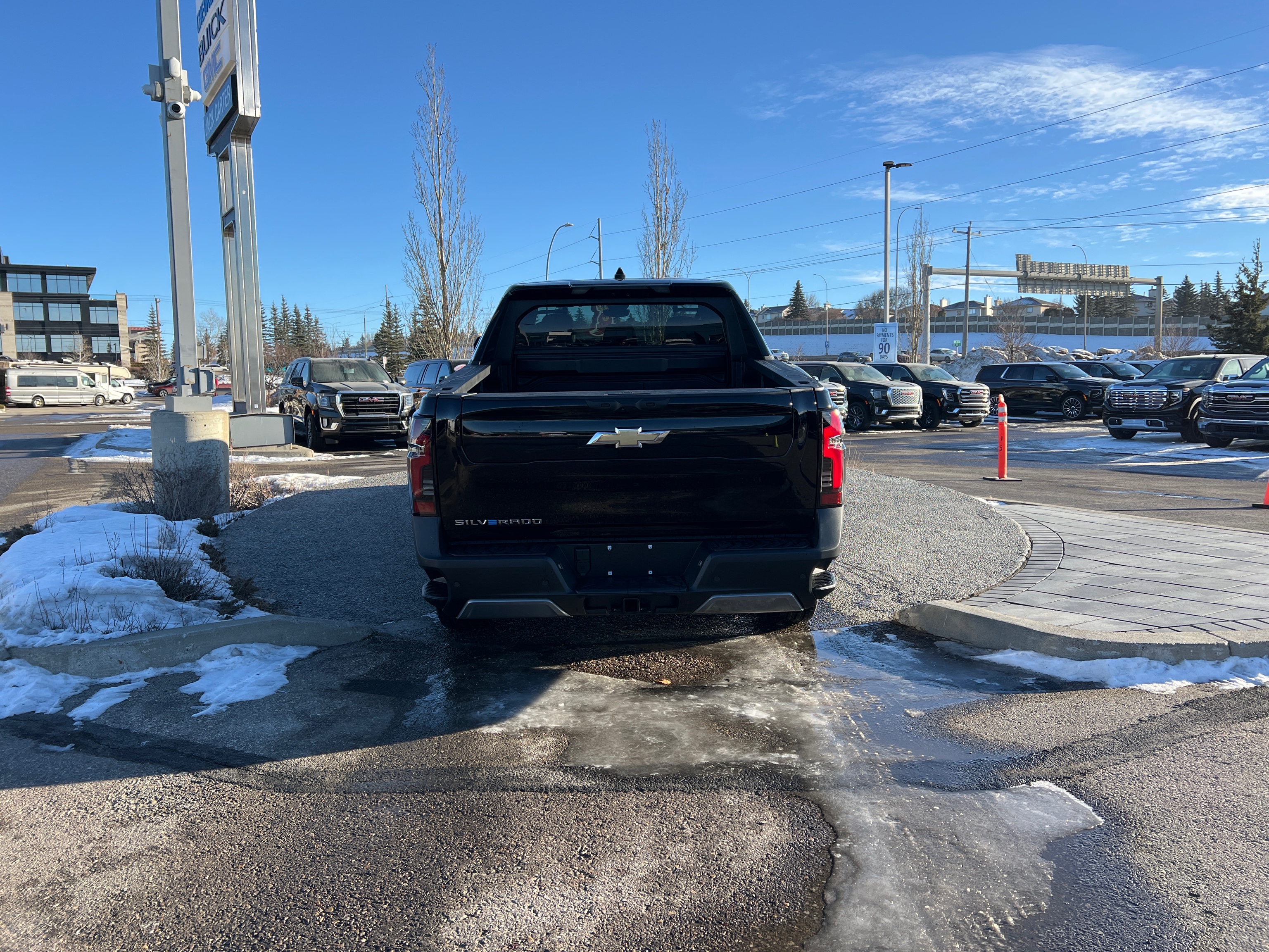 2025 Chevrolet Silverado EV