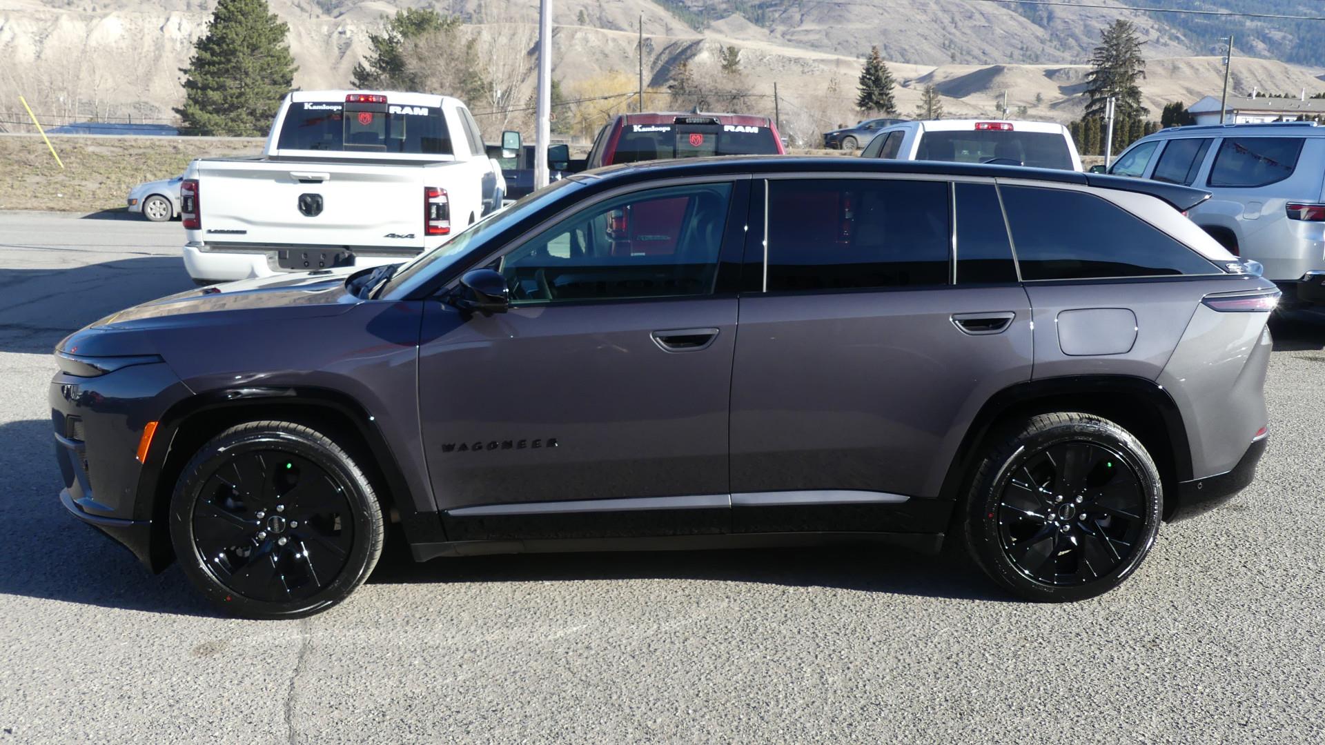 2024 Jeep Wagoneer S