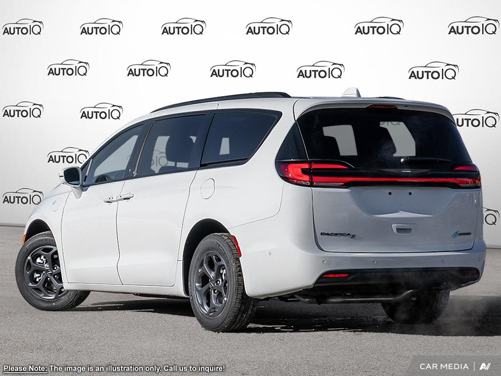 2024 Chrysler Pacifica Hybrid