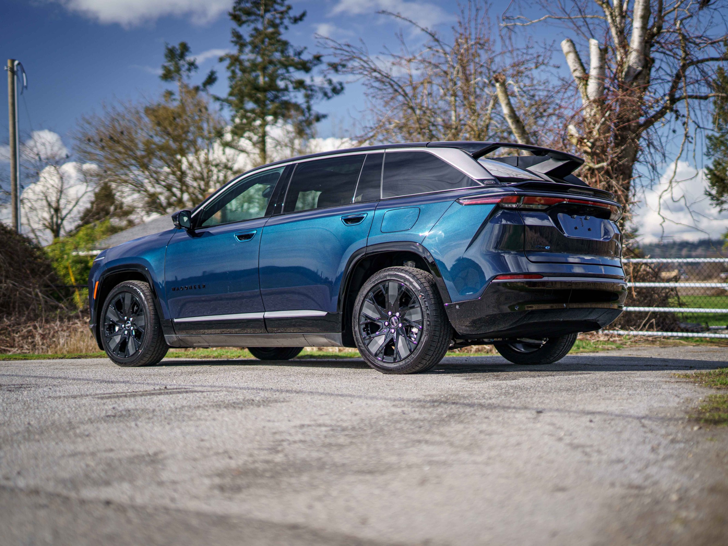 2024 Jeep Wagoneer S