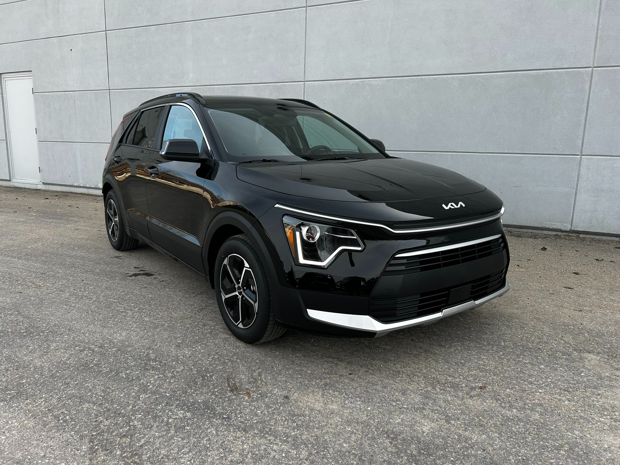 2025 Kia Niro Plug-In Hybrid